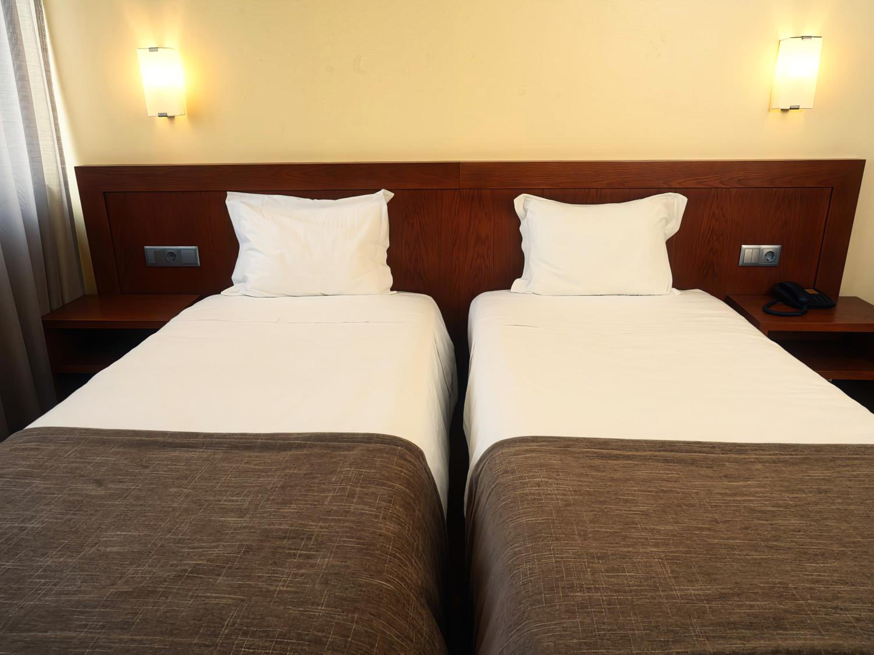 Triple Room - Photo 11