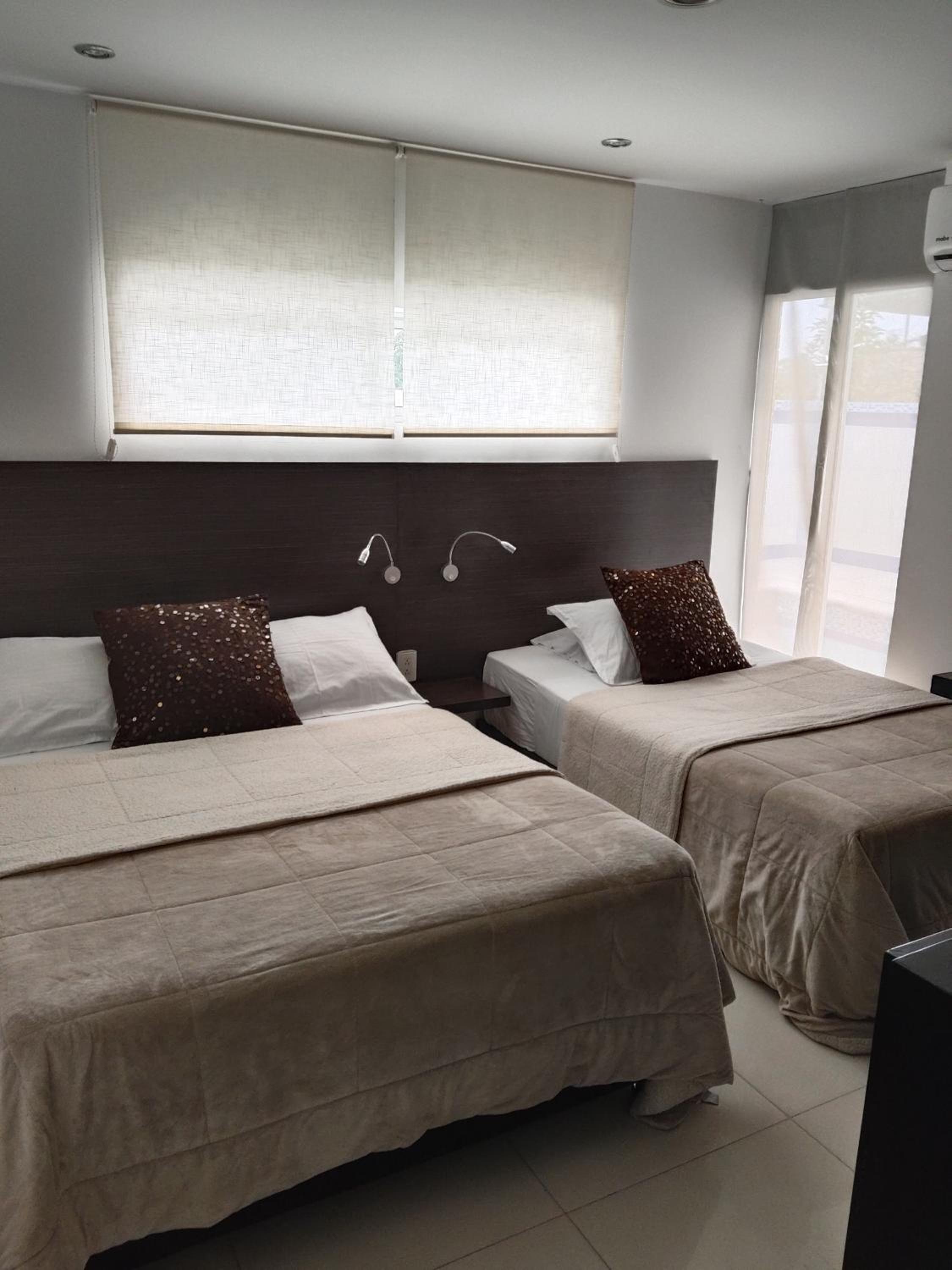 Twin Room with Private Bathroom