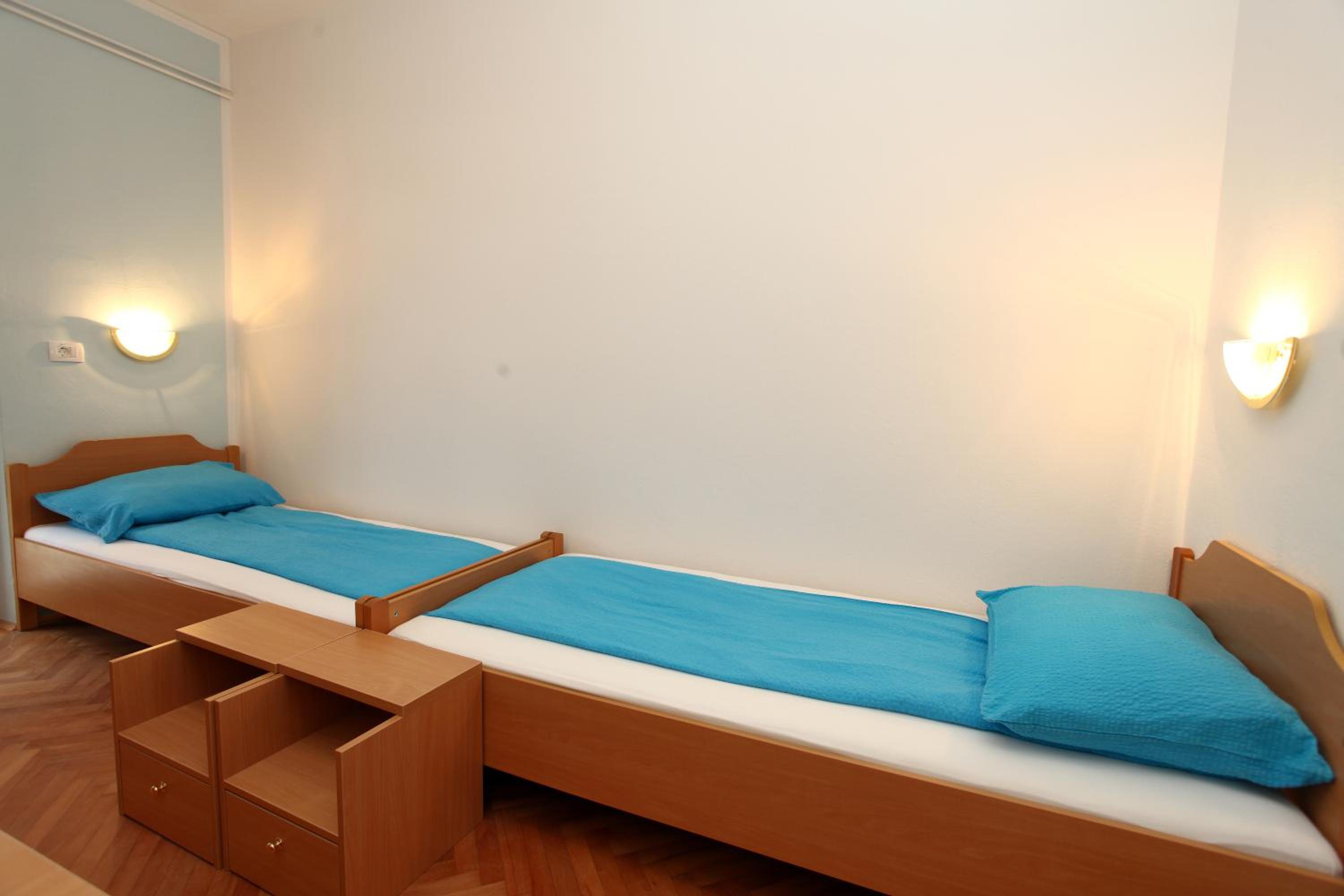 Double Room - Photo 20