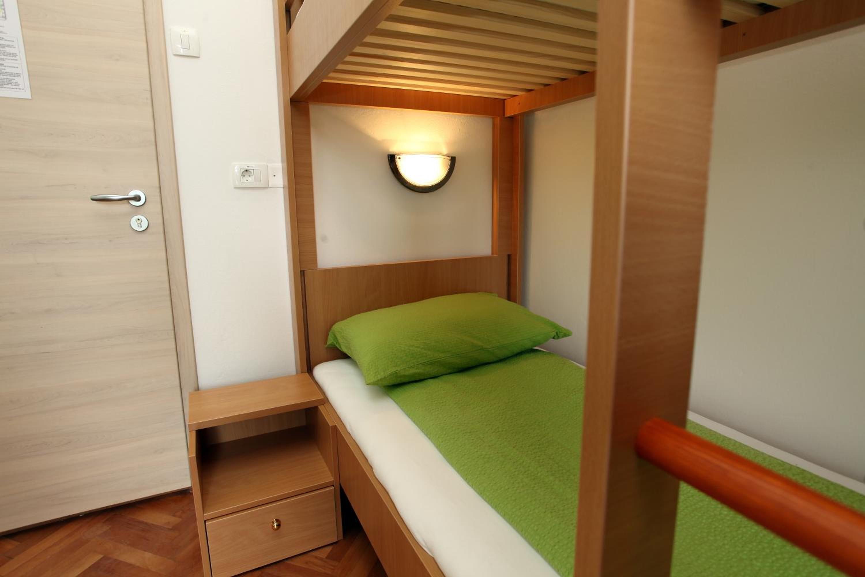 Triple Room - Photo 1