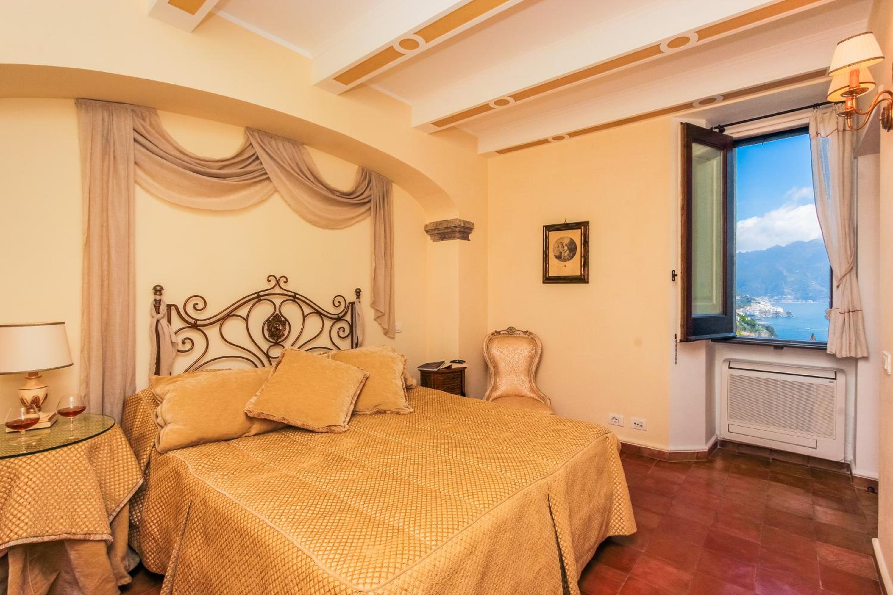 Suite with Sea View