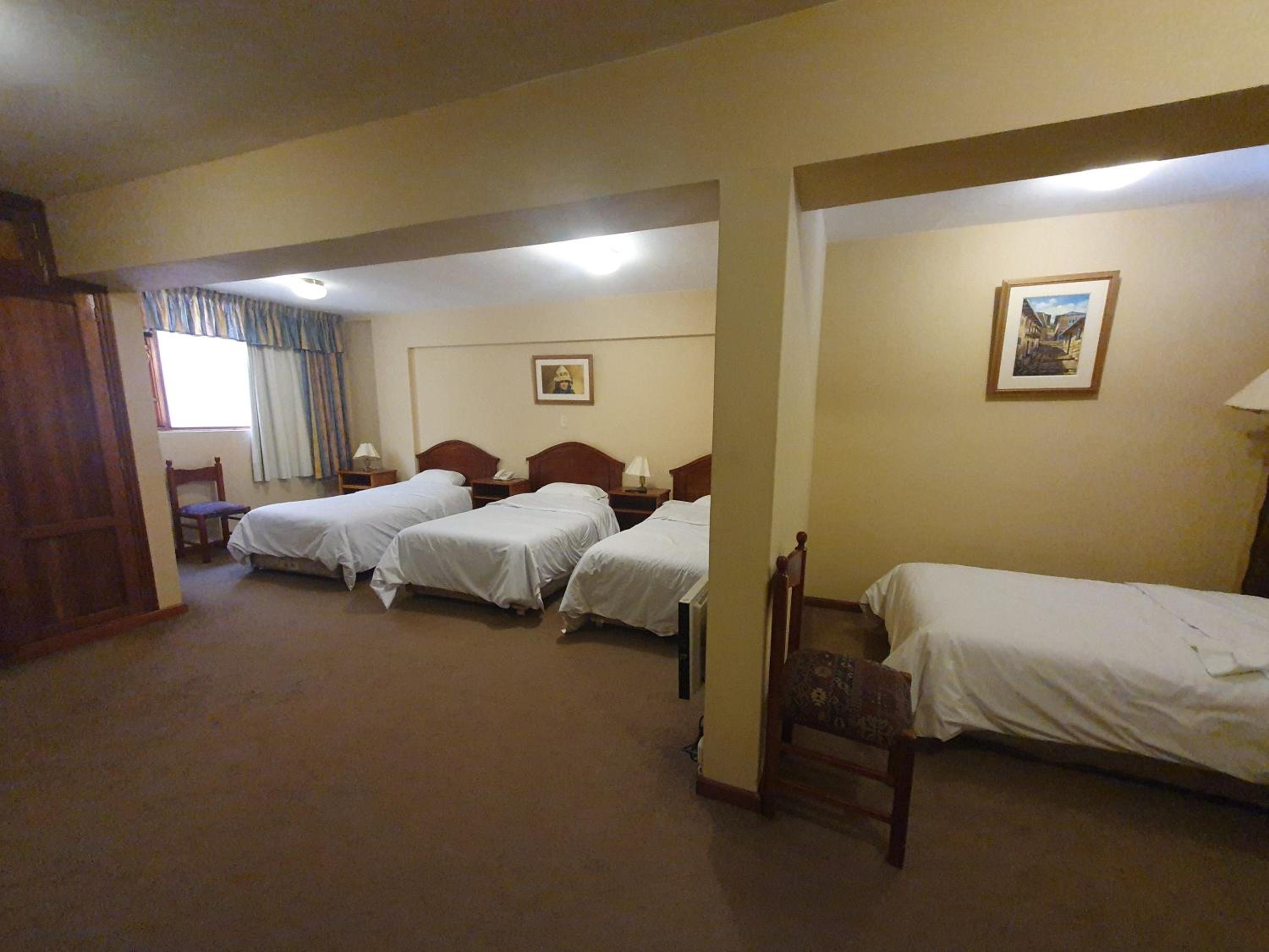 Standard Quadruple Room - Photo 3
