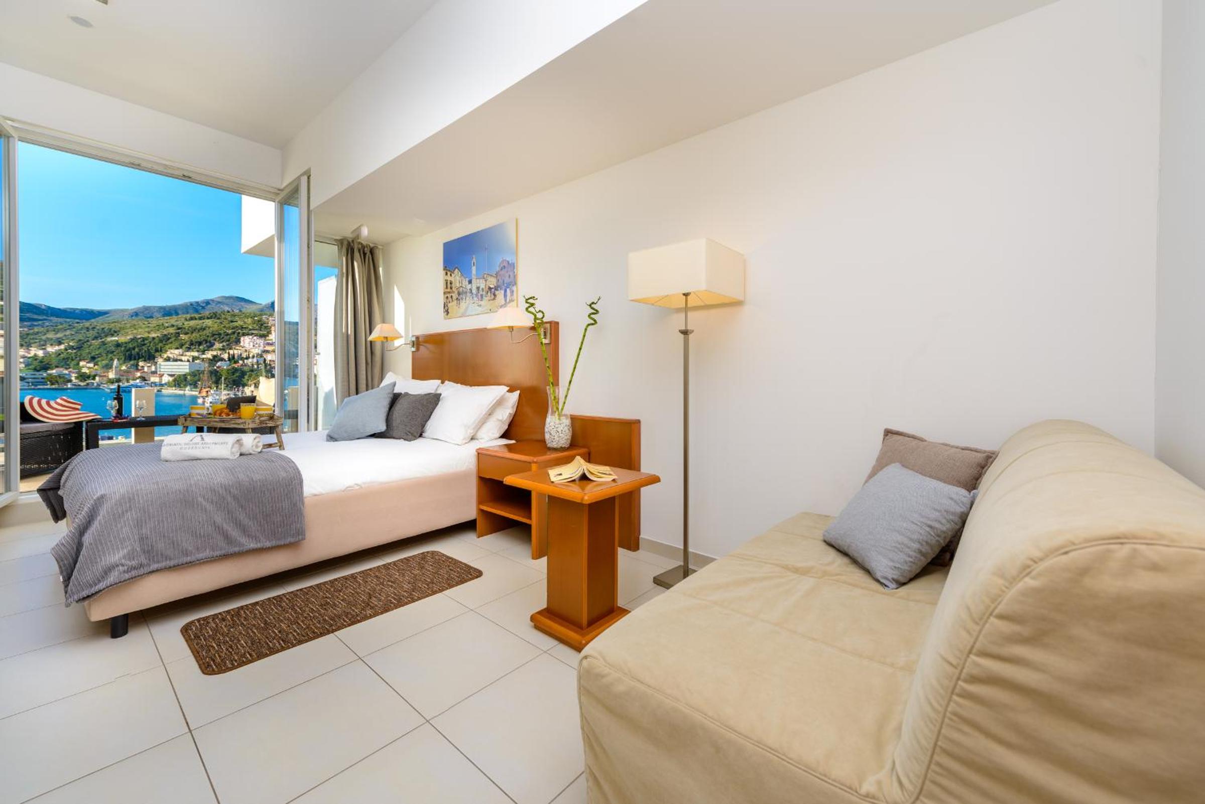 Studio with Terrace and Sea View photo 2
