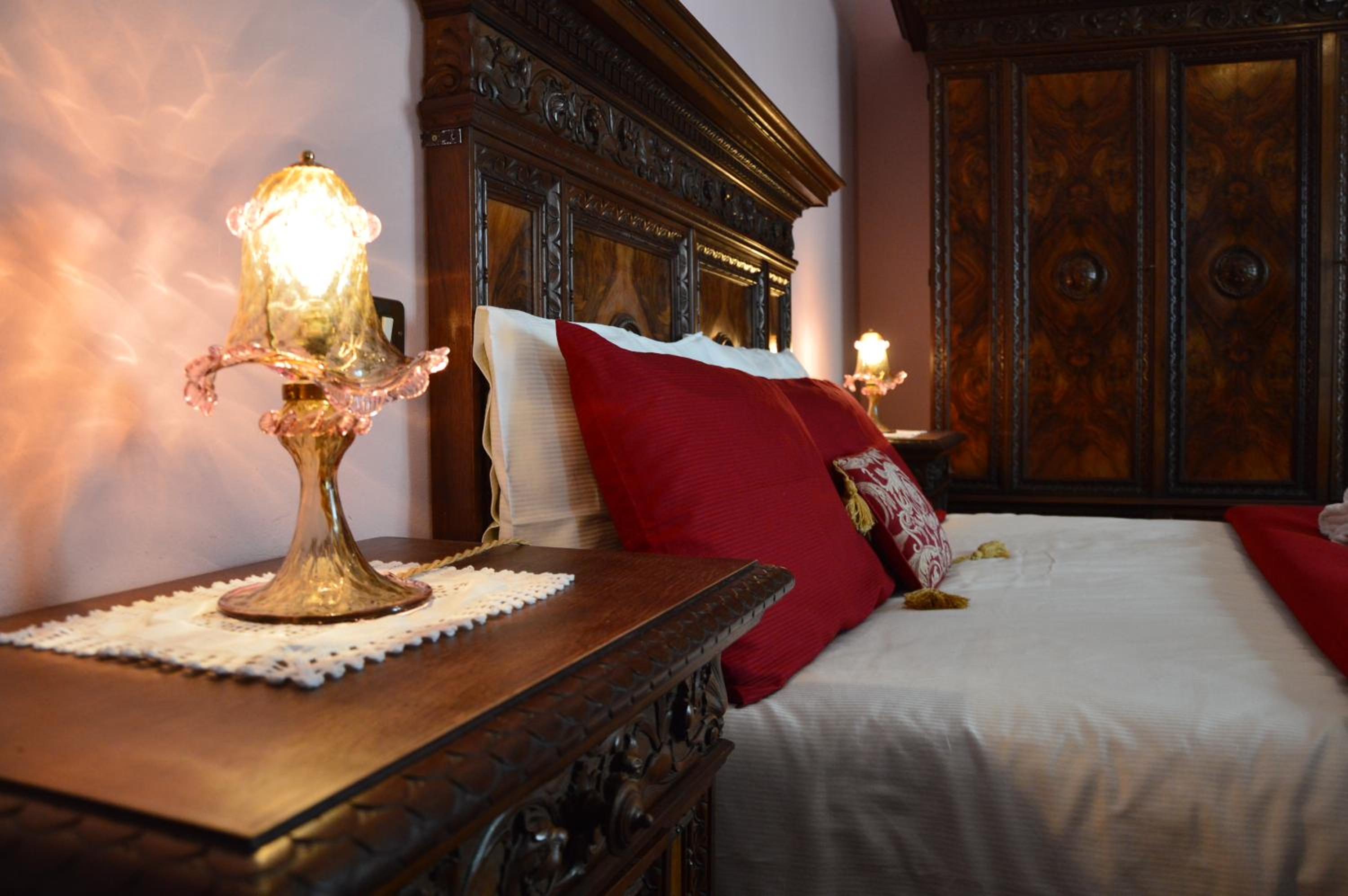 Double Room with Spa Bath photo 3