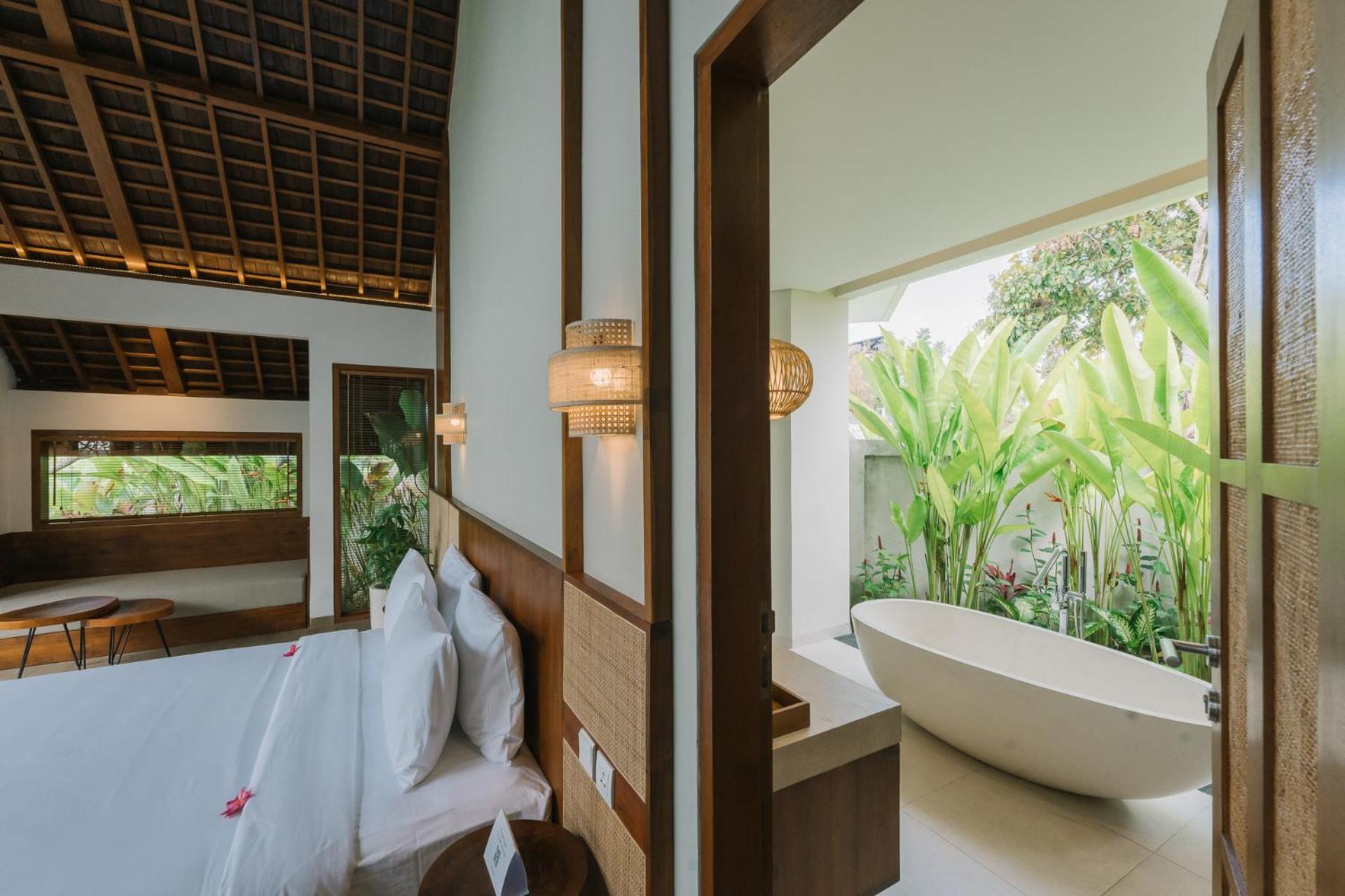 One-Bedroom Villa - Photo 3