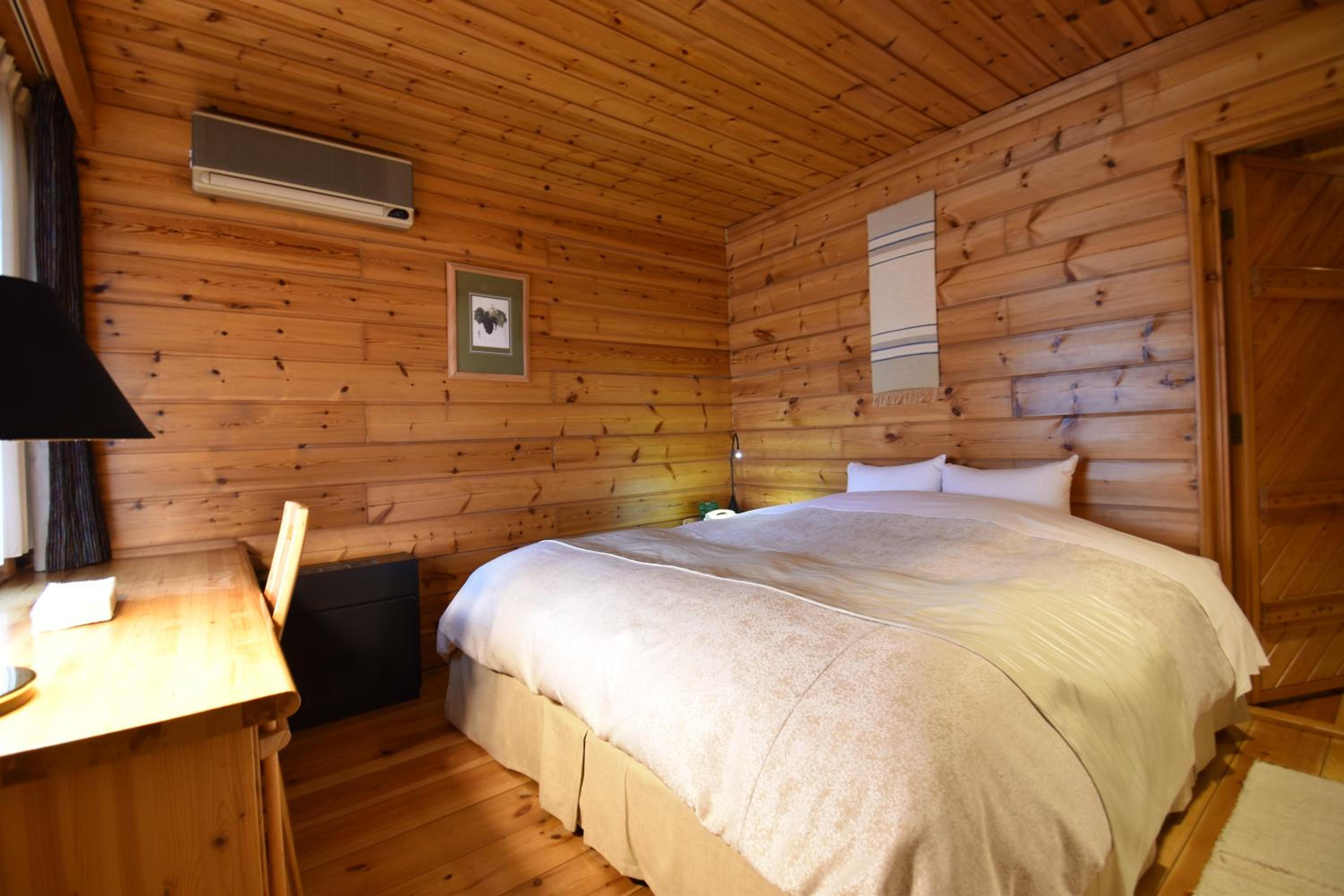 King Bed Room in a Part of Big Cottage - Photo 4