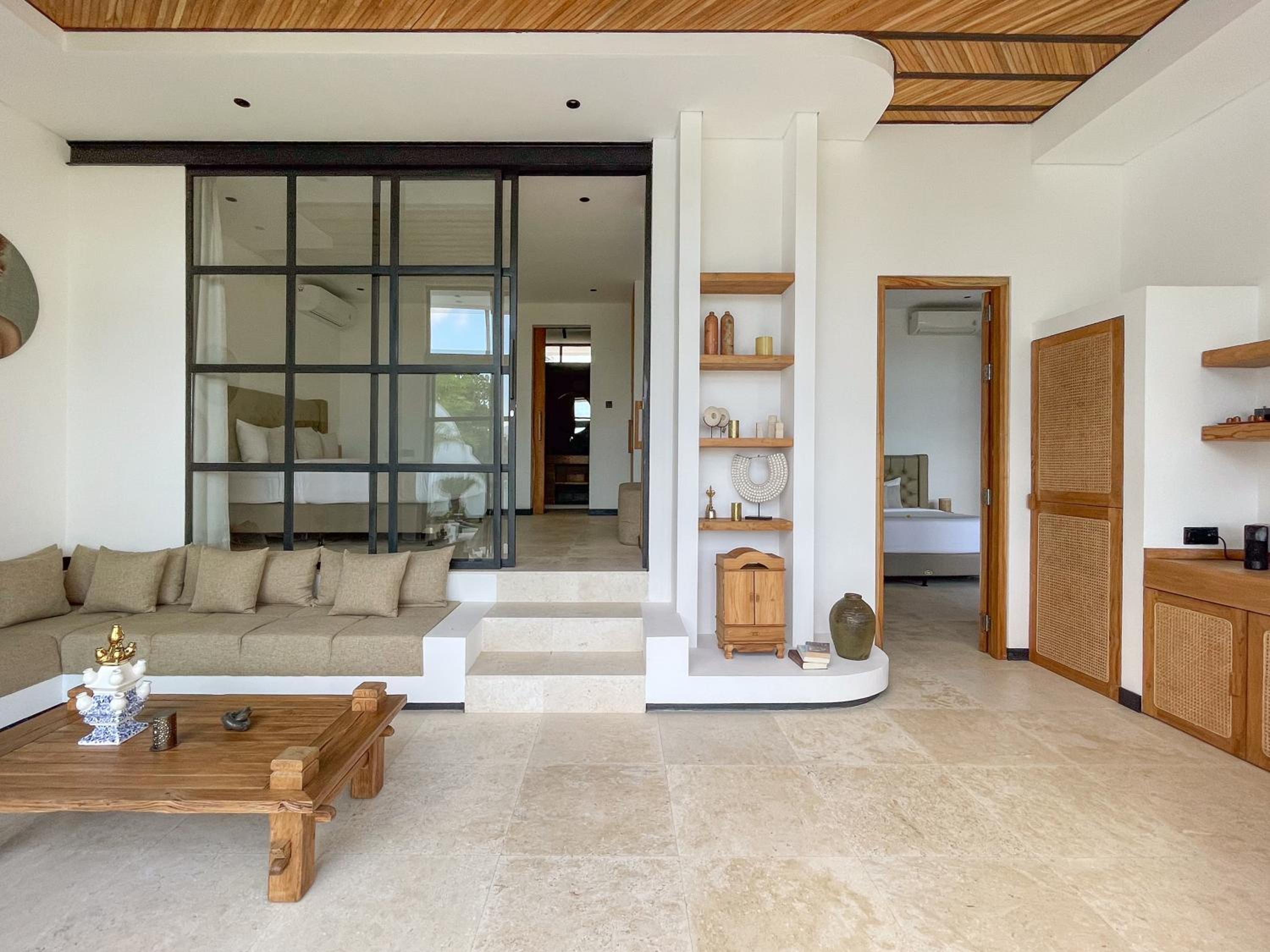 Villa with Private Pool - Photo 5