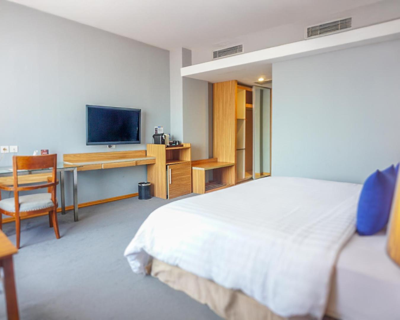 Executive Suite photo 3