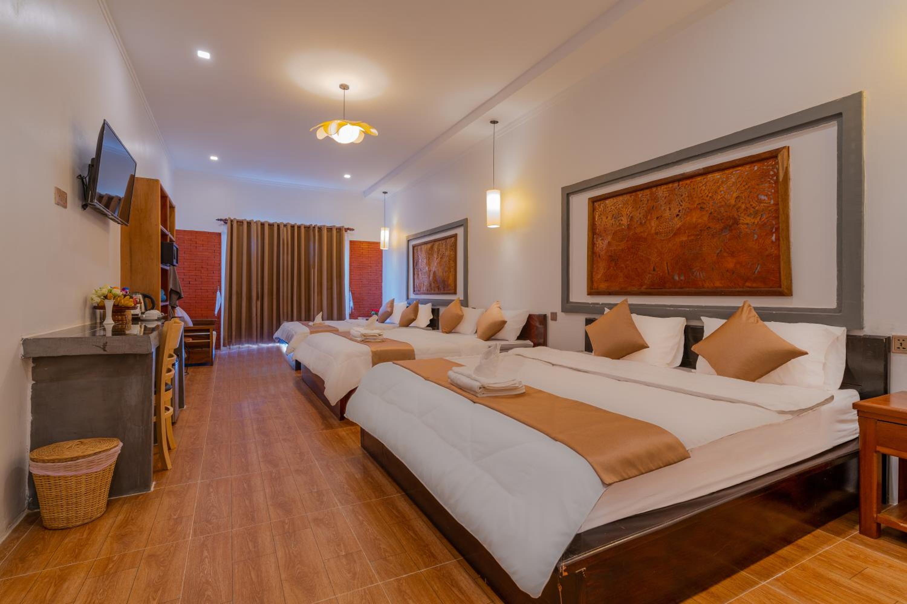 Deluxe Triple Room photo 3