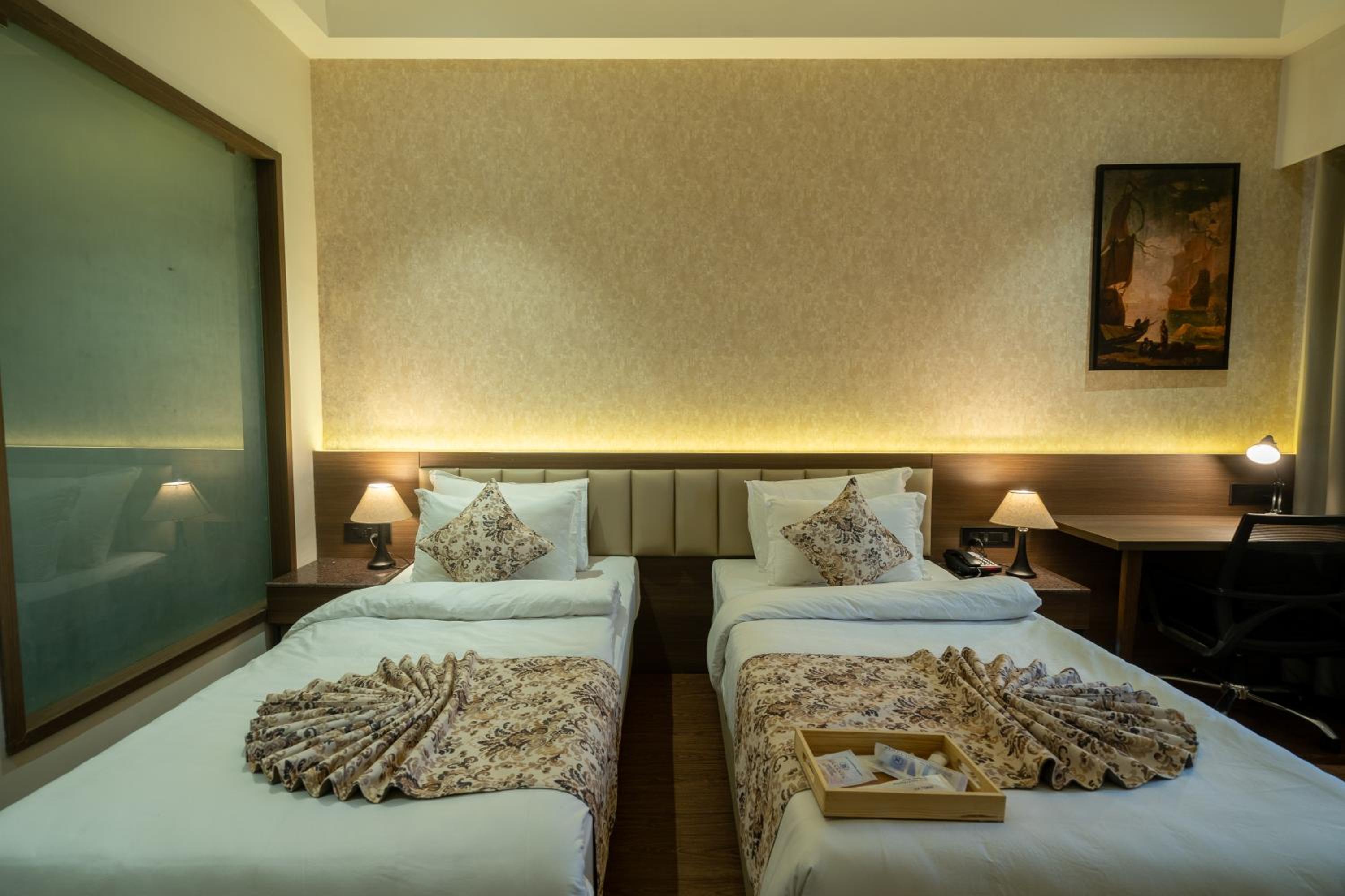 Deluxe Twin Room