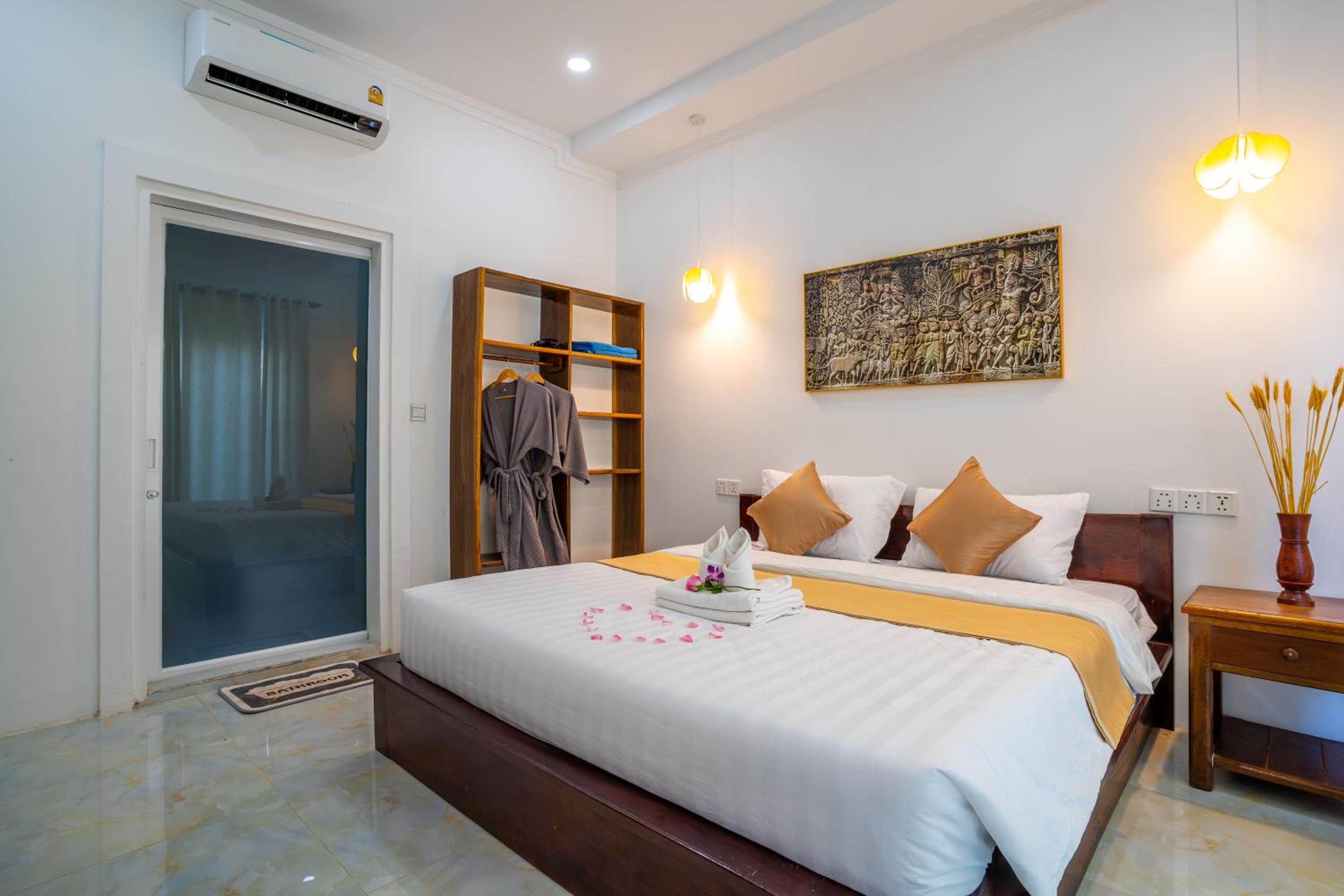 Deluxe Double Room photo 2