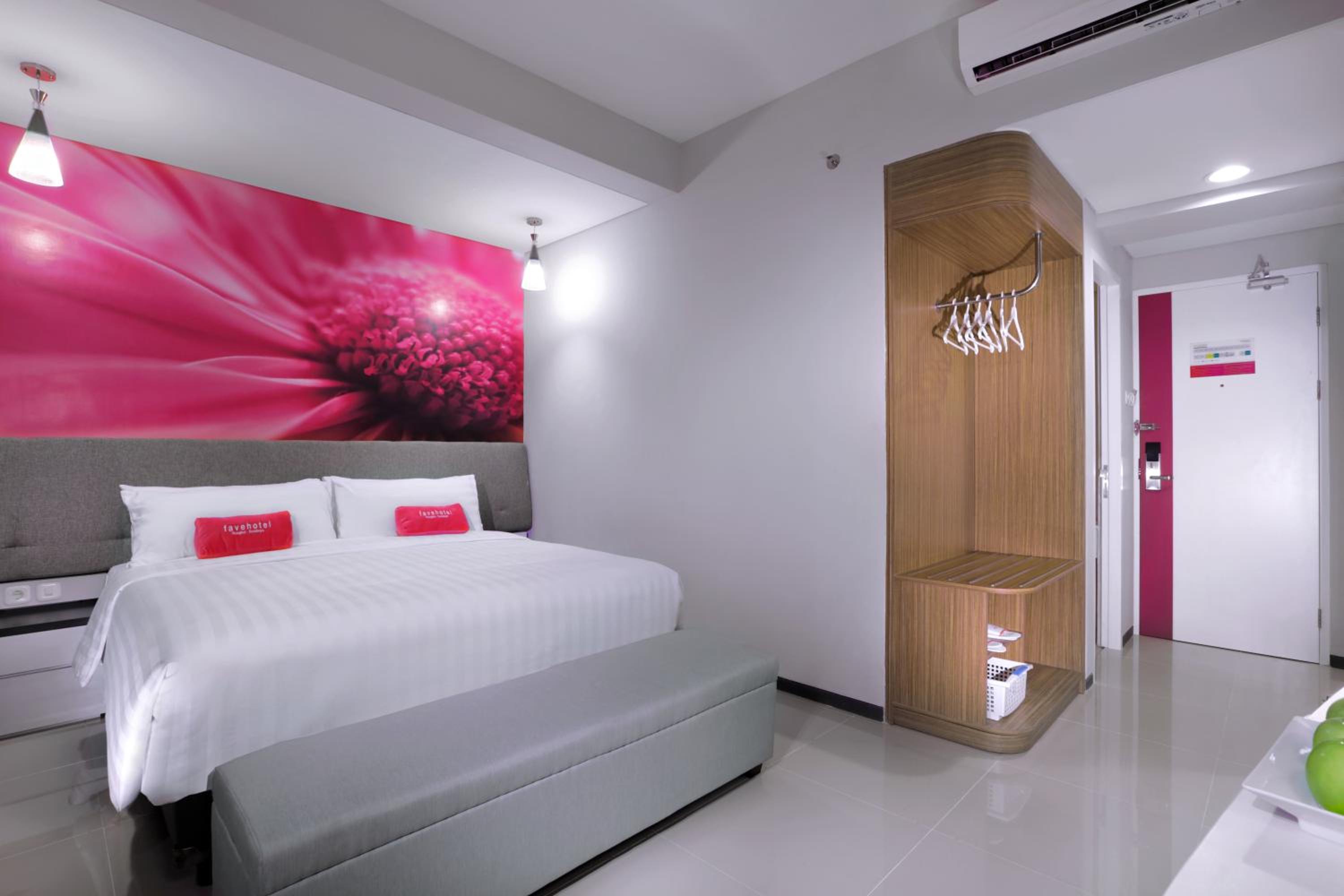 Superior Double or Twin Room photo 3