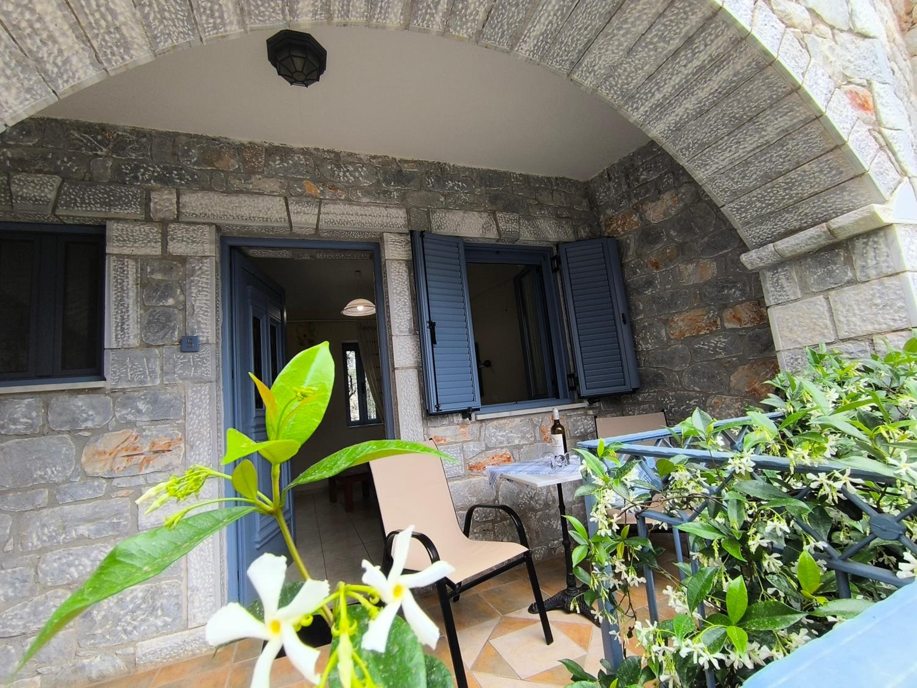 Maisonette photo 2