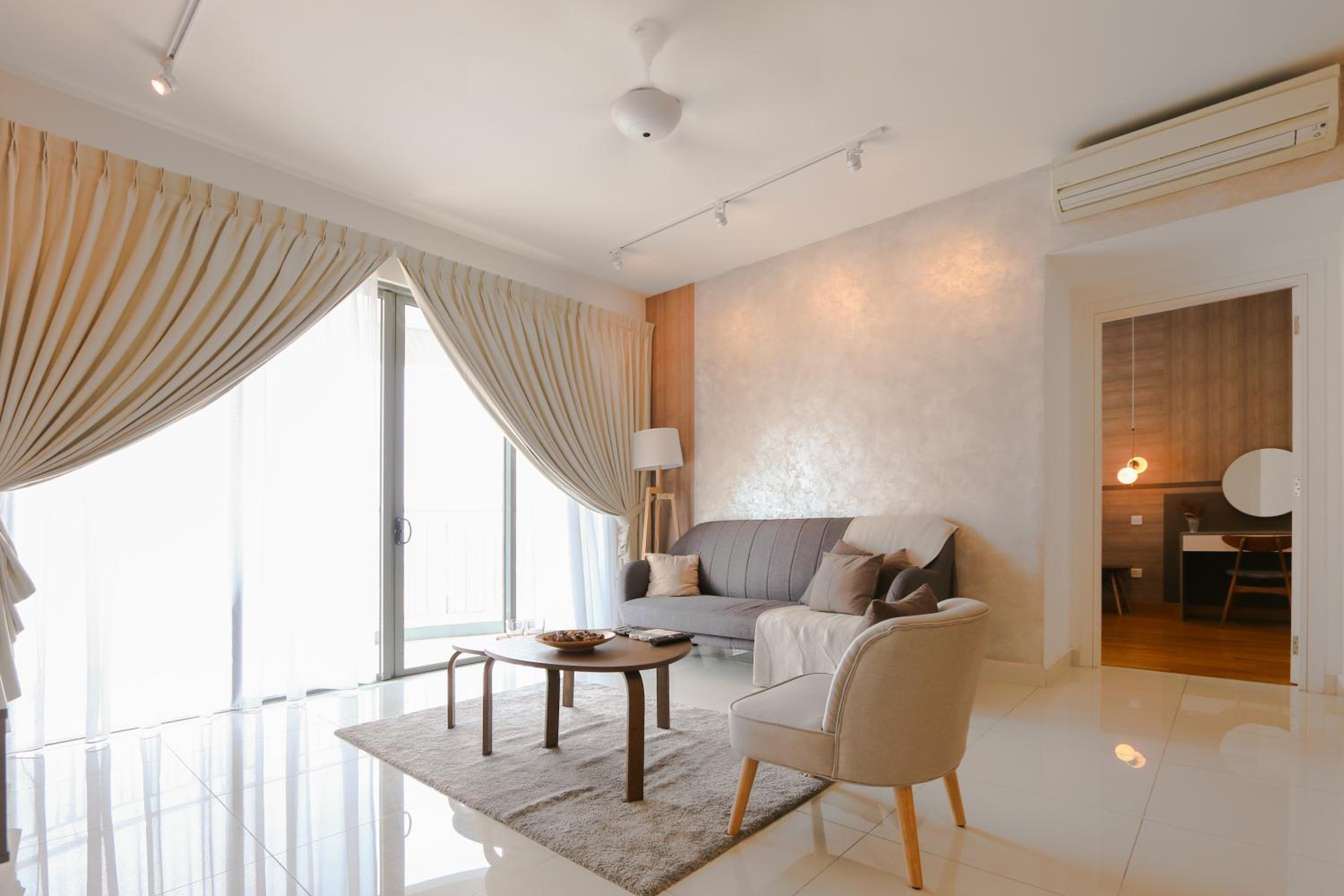 Two-Bedroom Deluxe Apartment - Photo 7