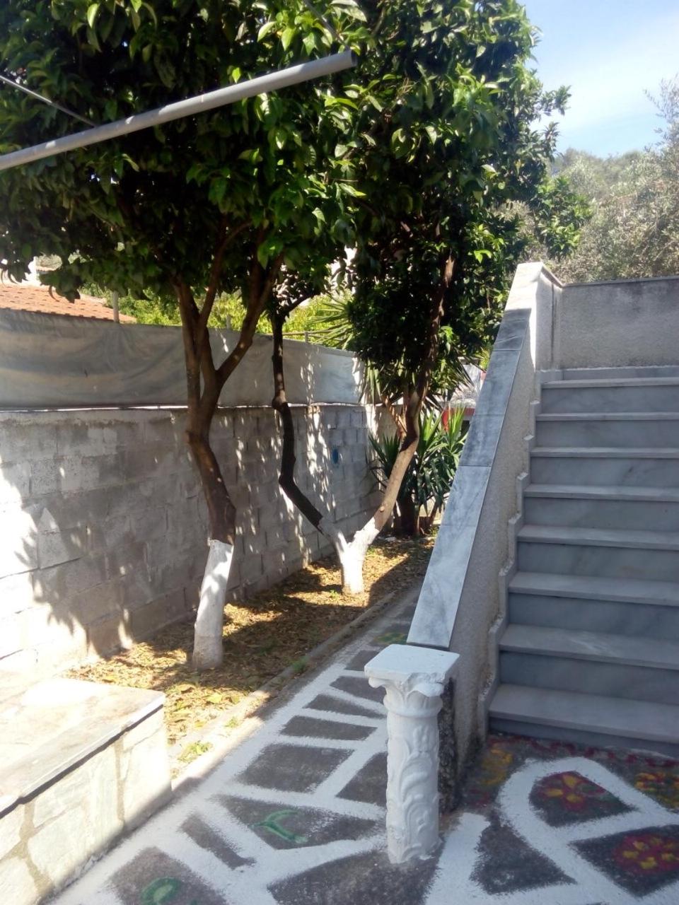 Quadruple Room with Balcony photo 3
