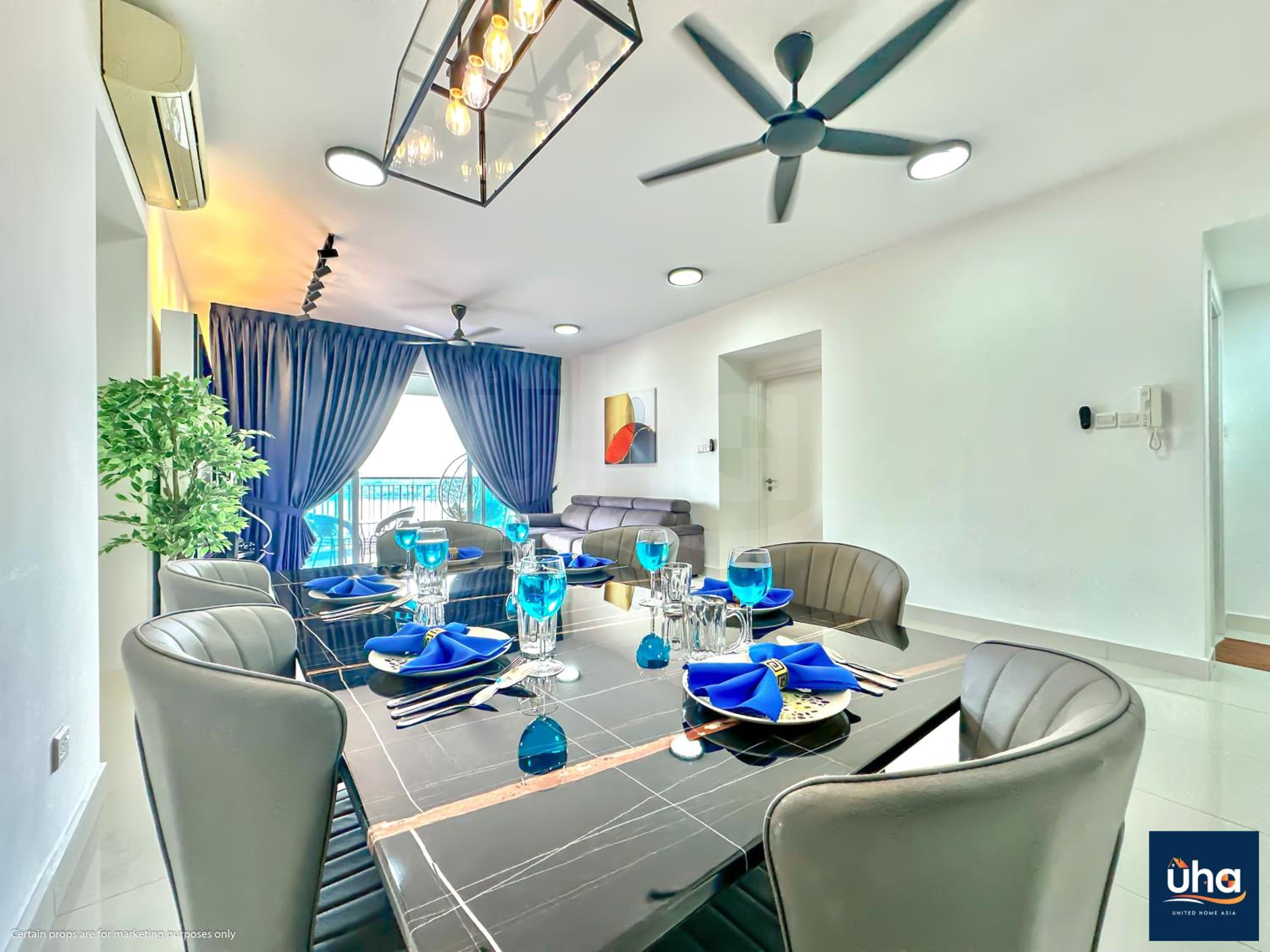 Three-Bedroom Standard Apartment - Photo 3