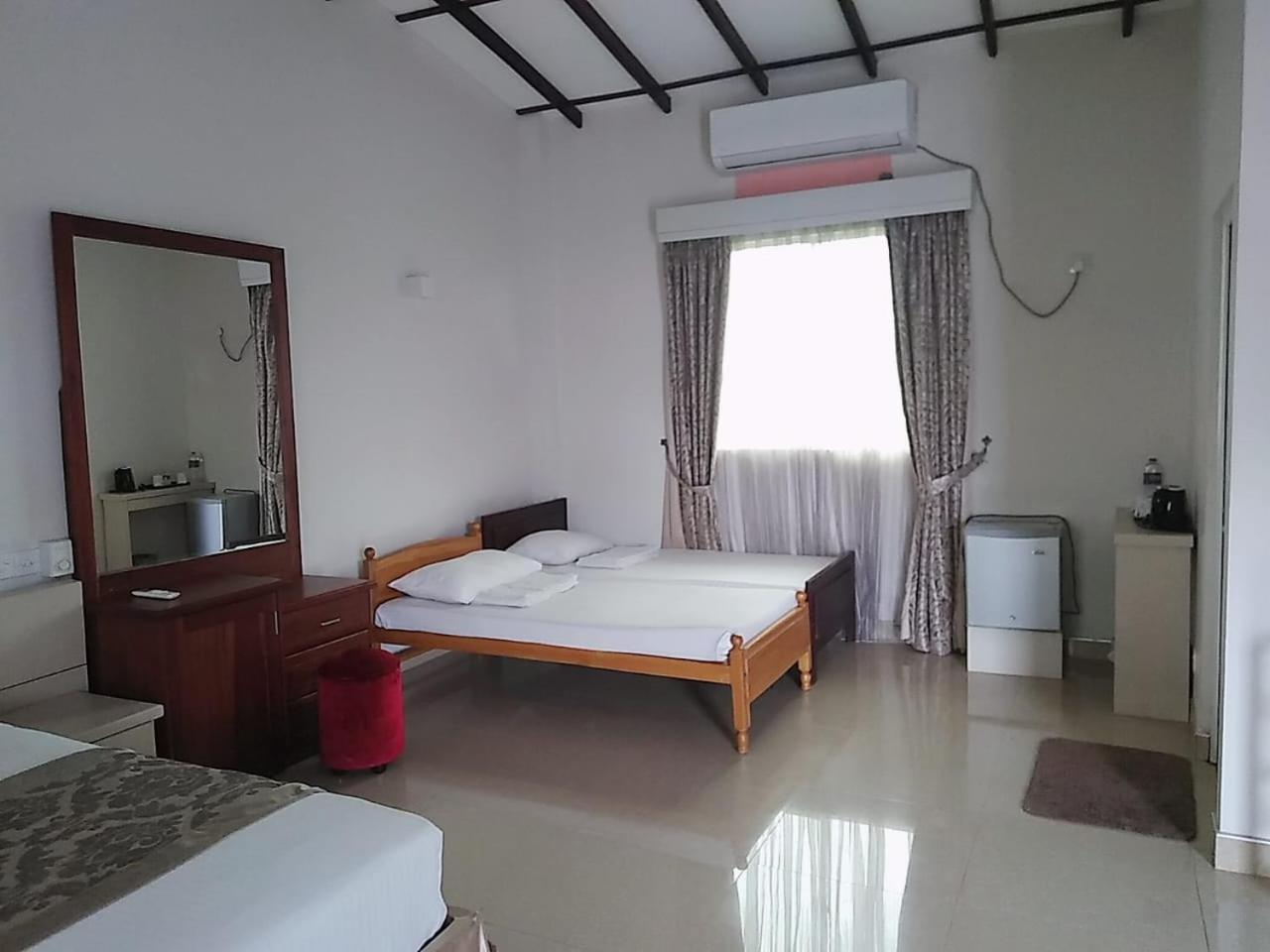 Deluxe Quadruple Room photo 3