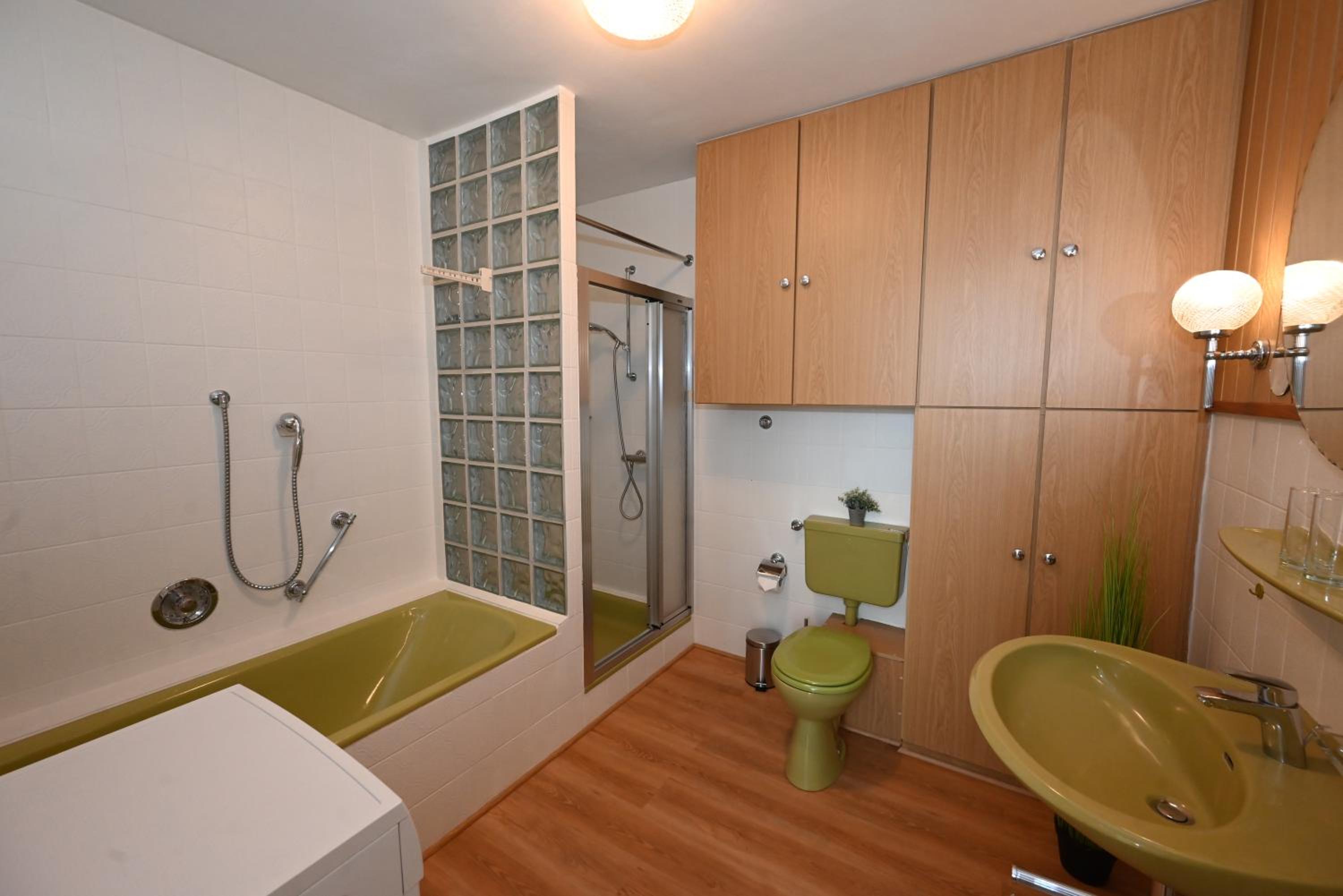 Salty Apartment with kitchen (Dependence)