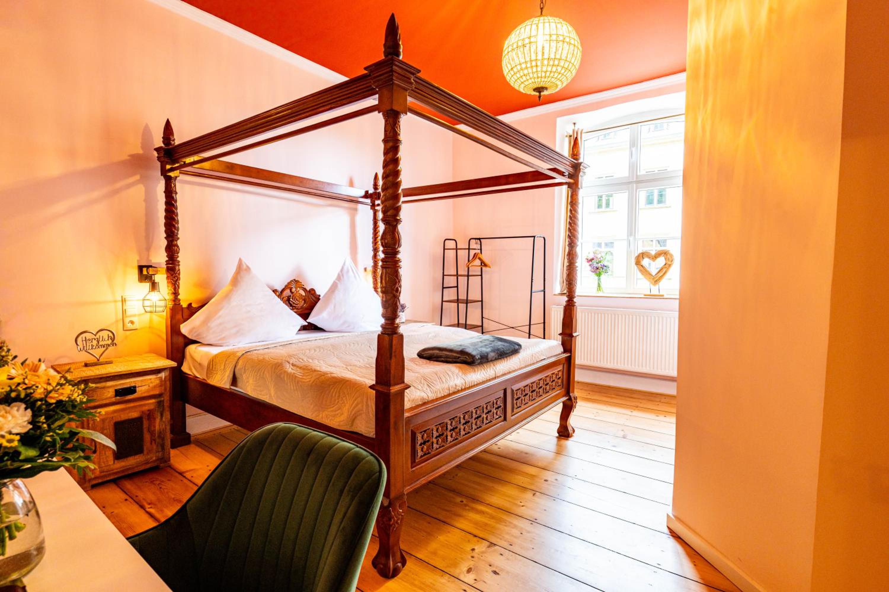 Double Room with Private Bathroom photo 2