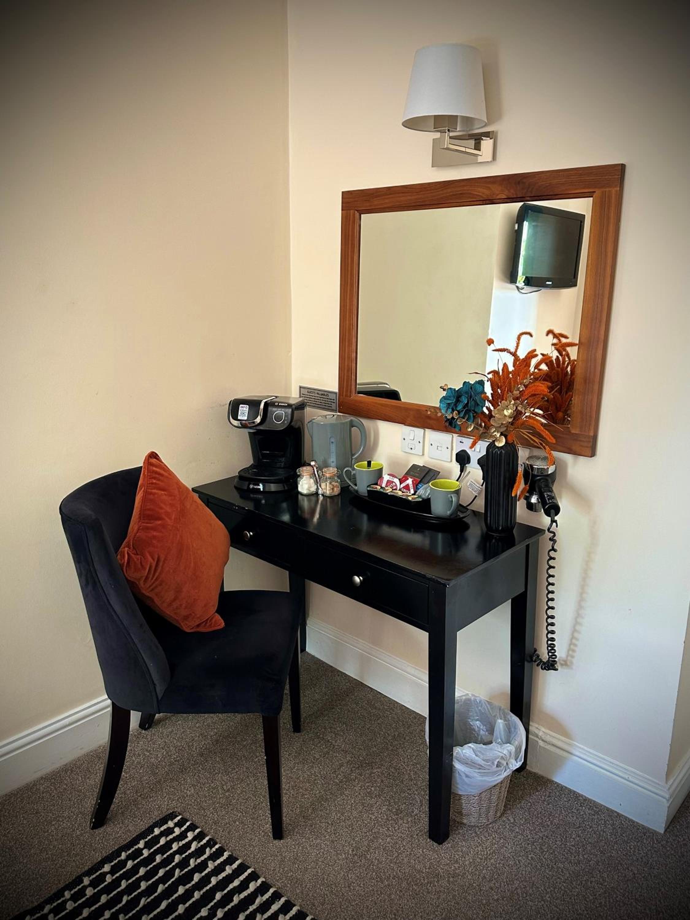 Standard Double Room photo 3