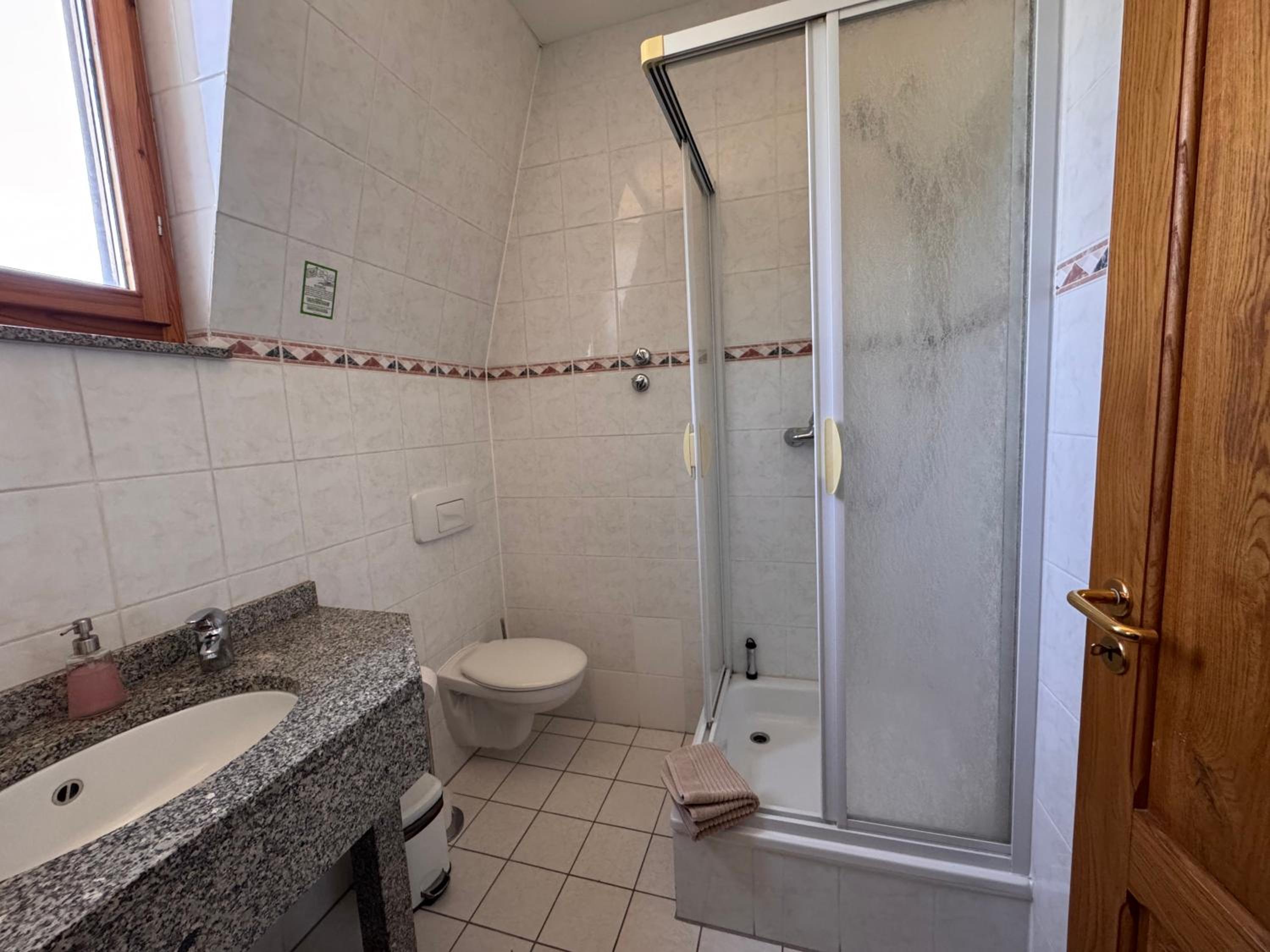 Double Room with Lake View photo 3