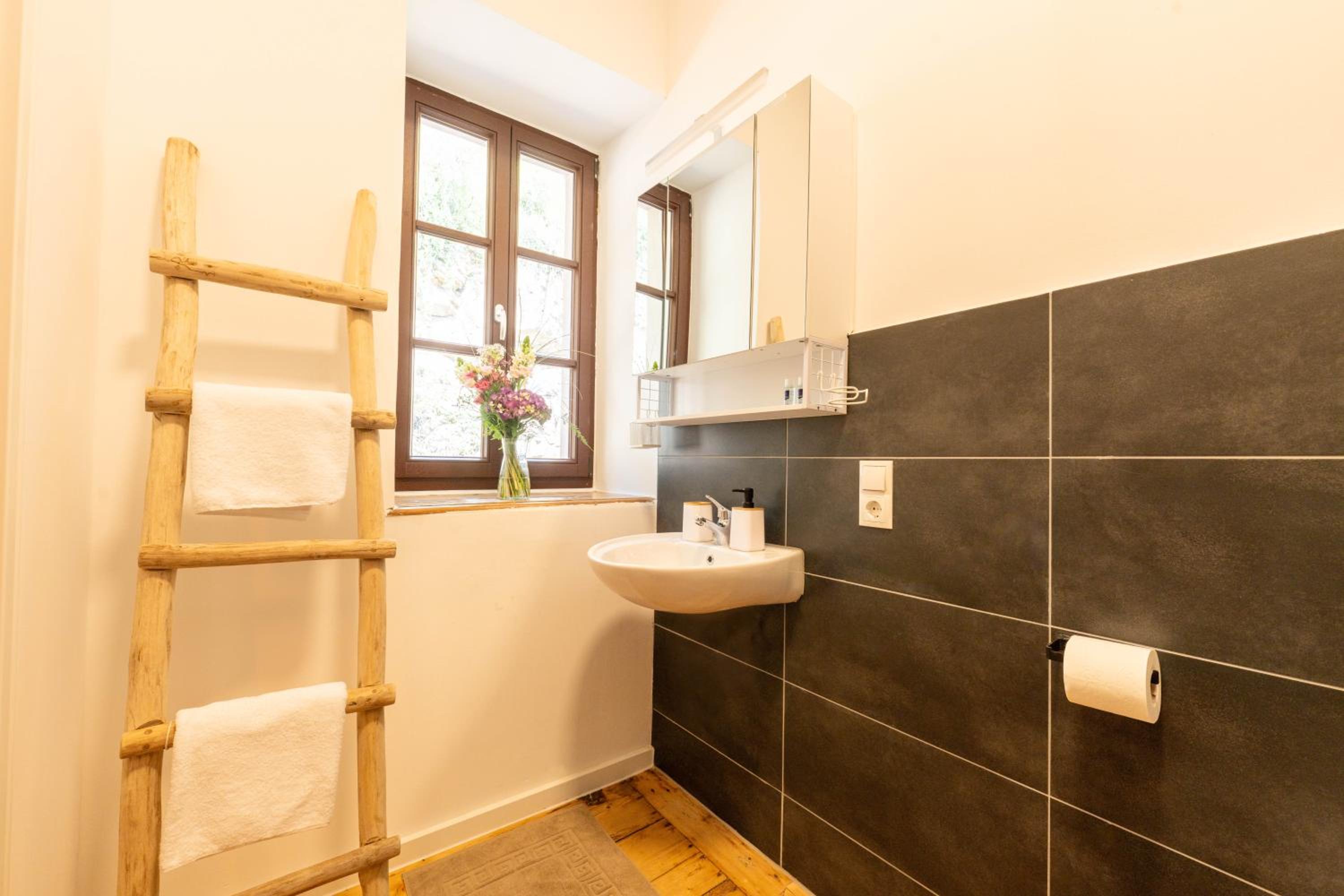 Double Room with Private Bathroom photo 3