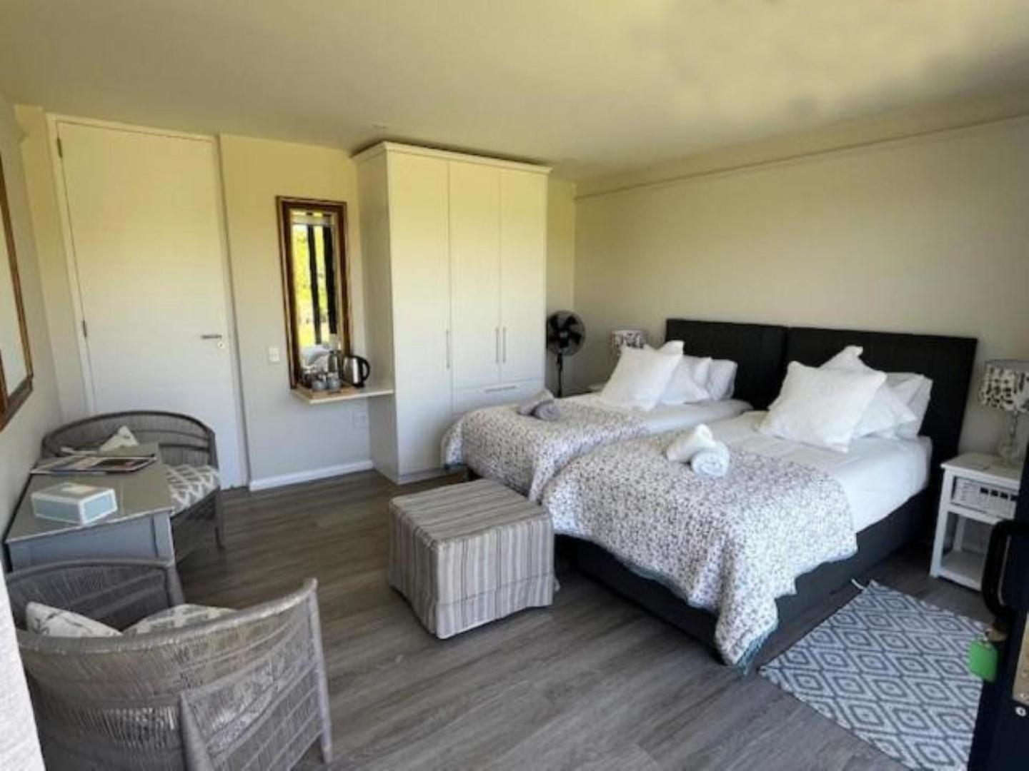 Deluxe King Room photo 2