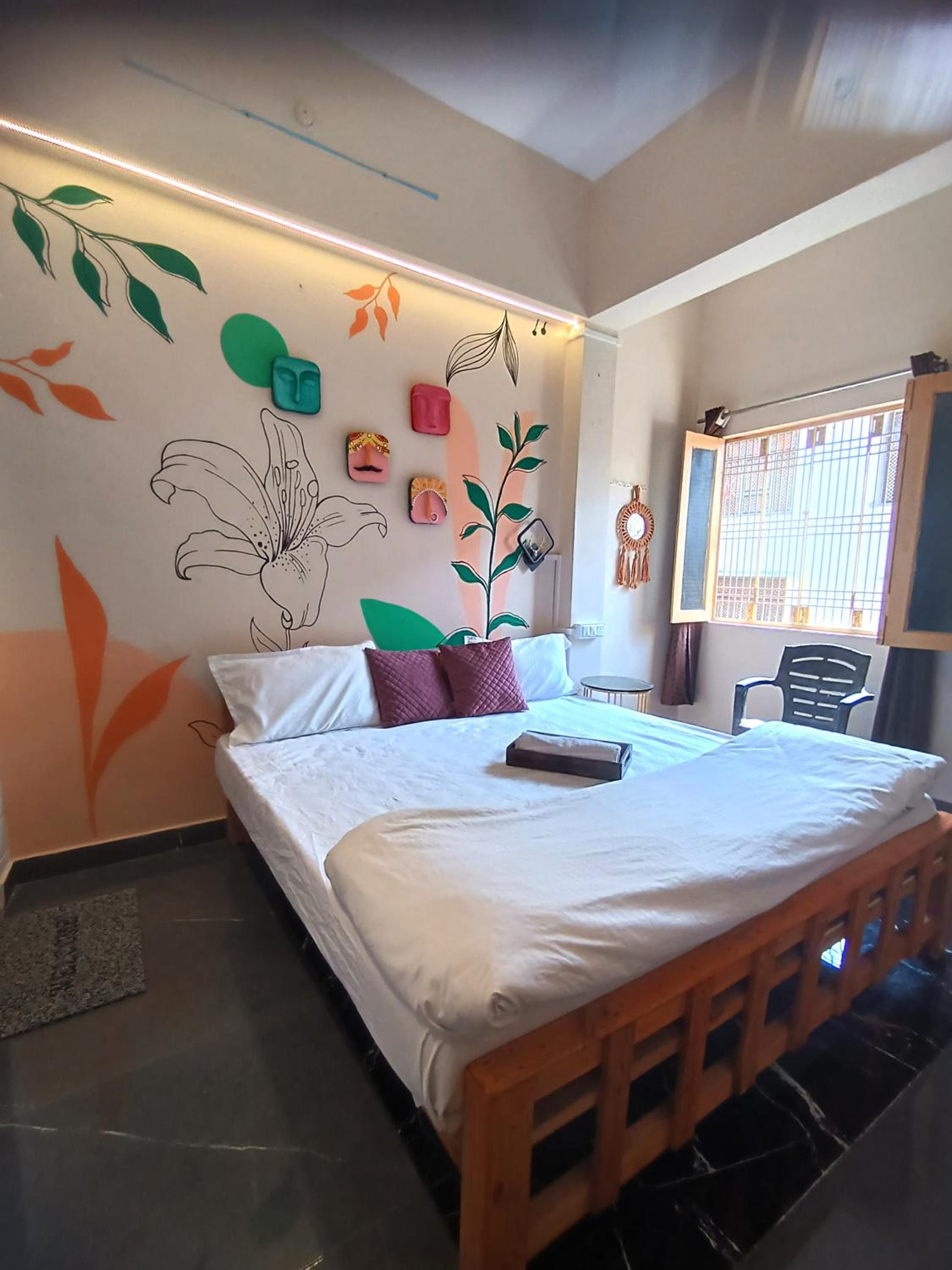 Deluxe King Room photo 2