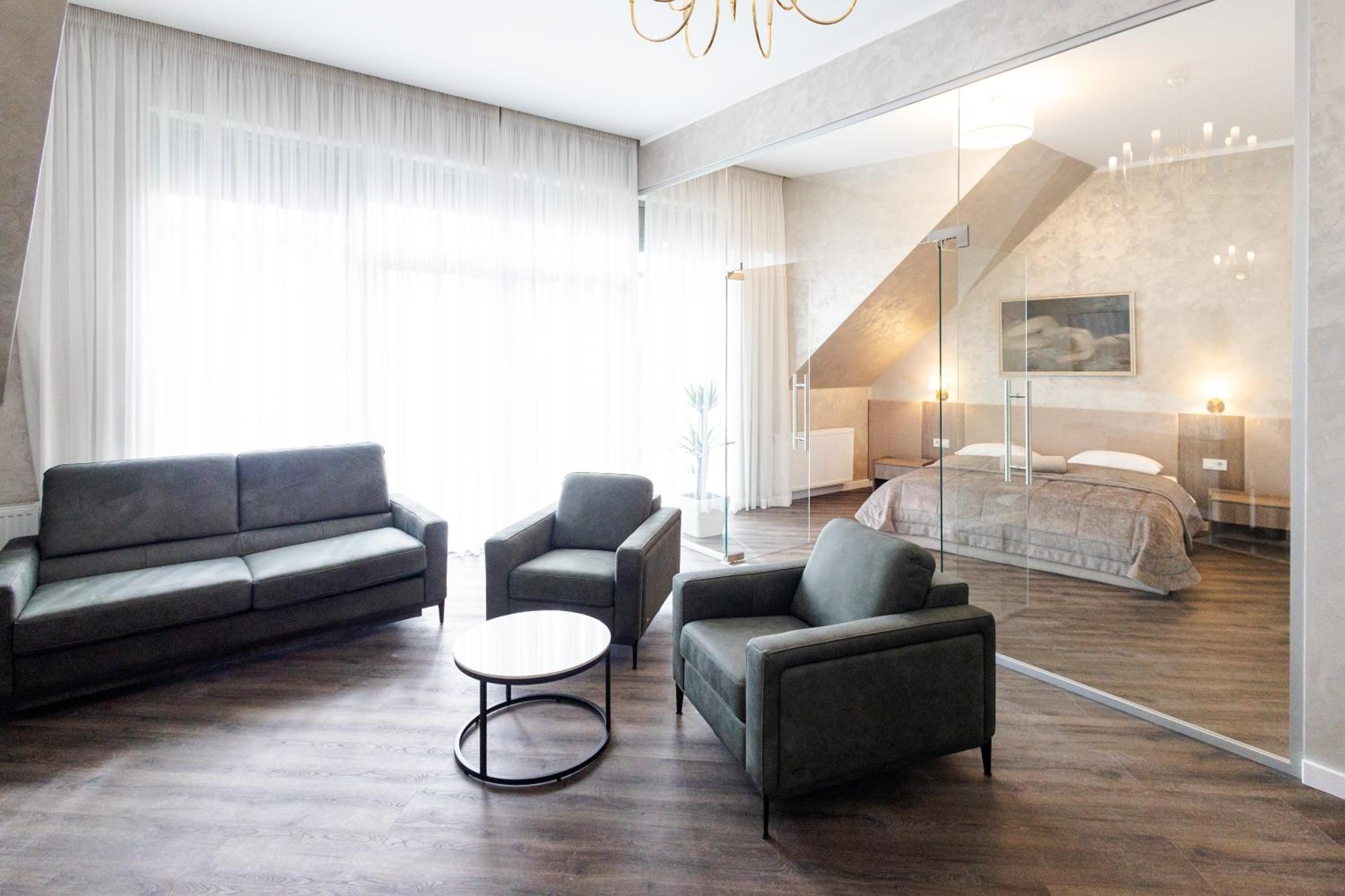 Suite with City View photo 2