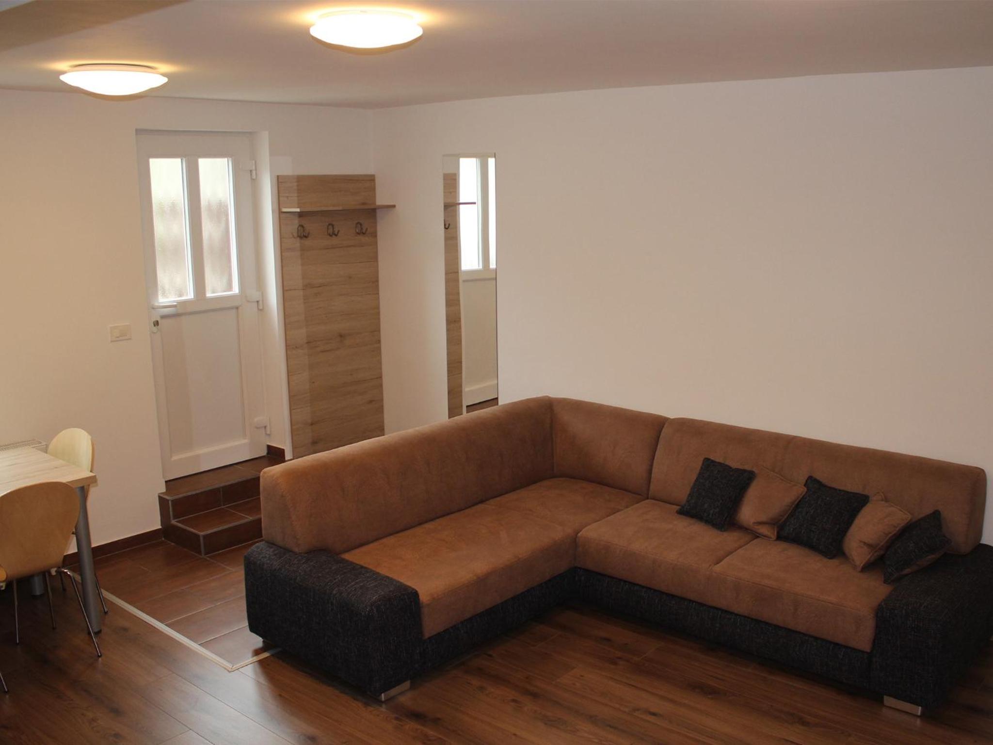 Apartment with Mountain View - Photo 18