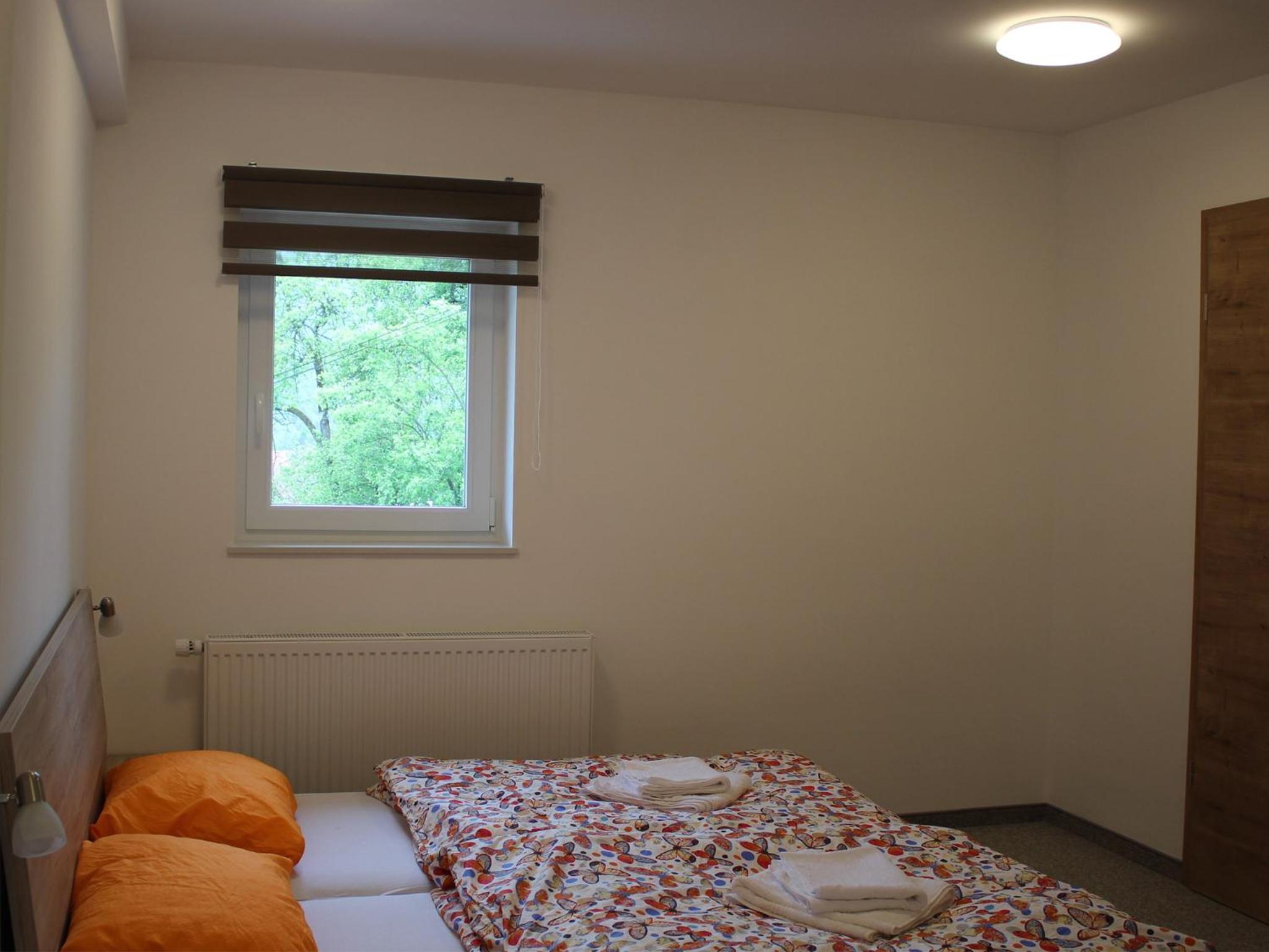 Apartment with Mountain View - Photo 11
