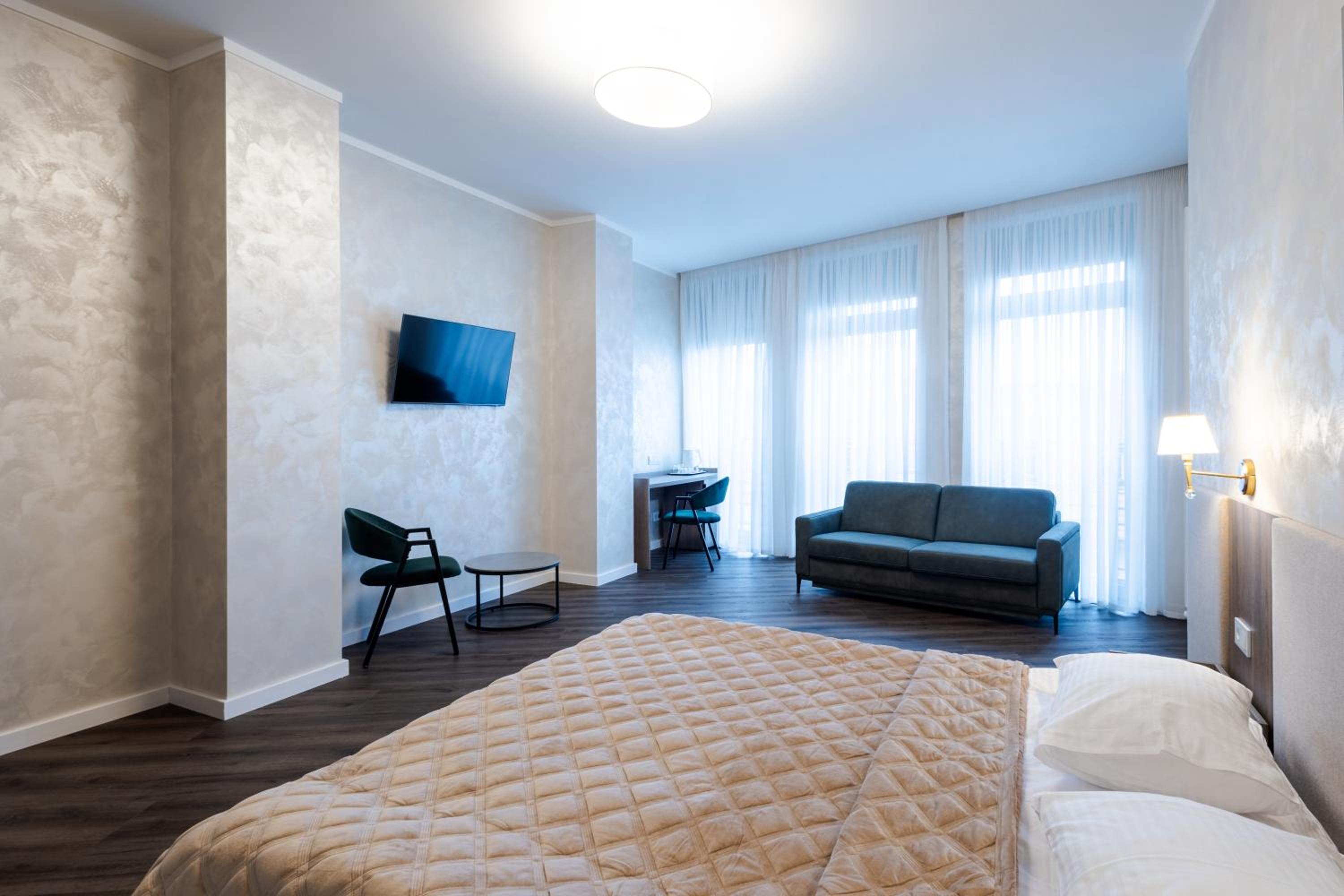 Deluxe Double Room  photo 1