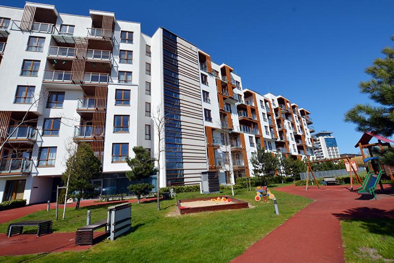 Three-Bedroom Apartment (1 - 10 Adults) - Photo 9