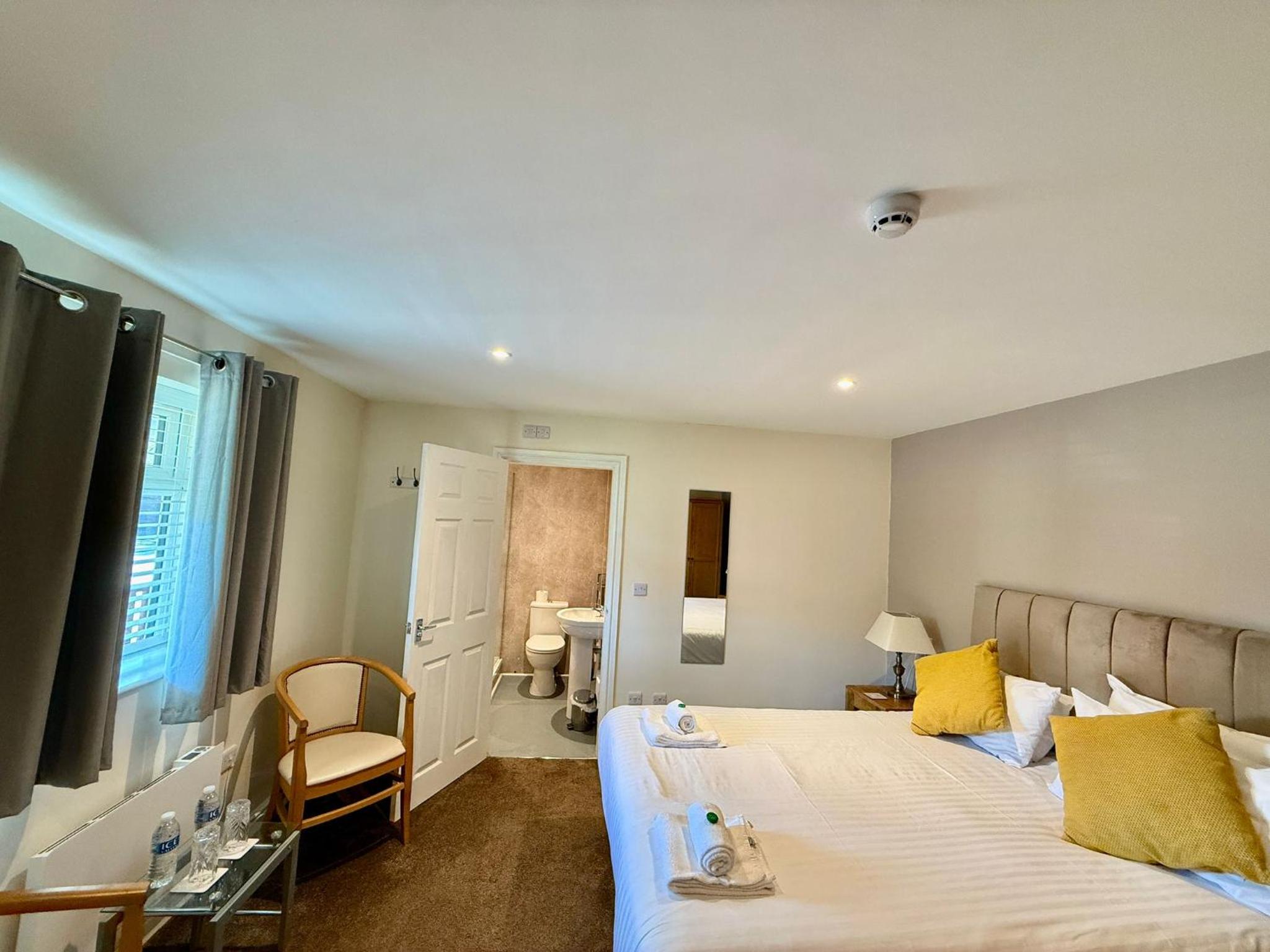 Standard King Room