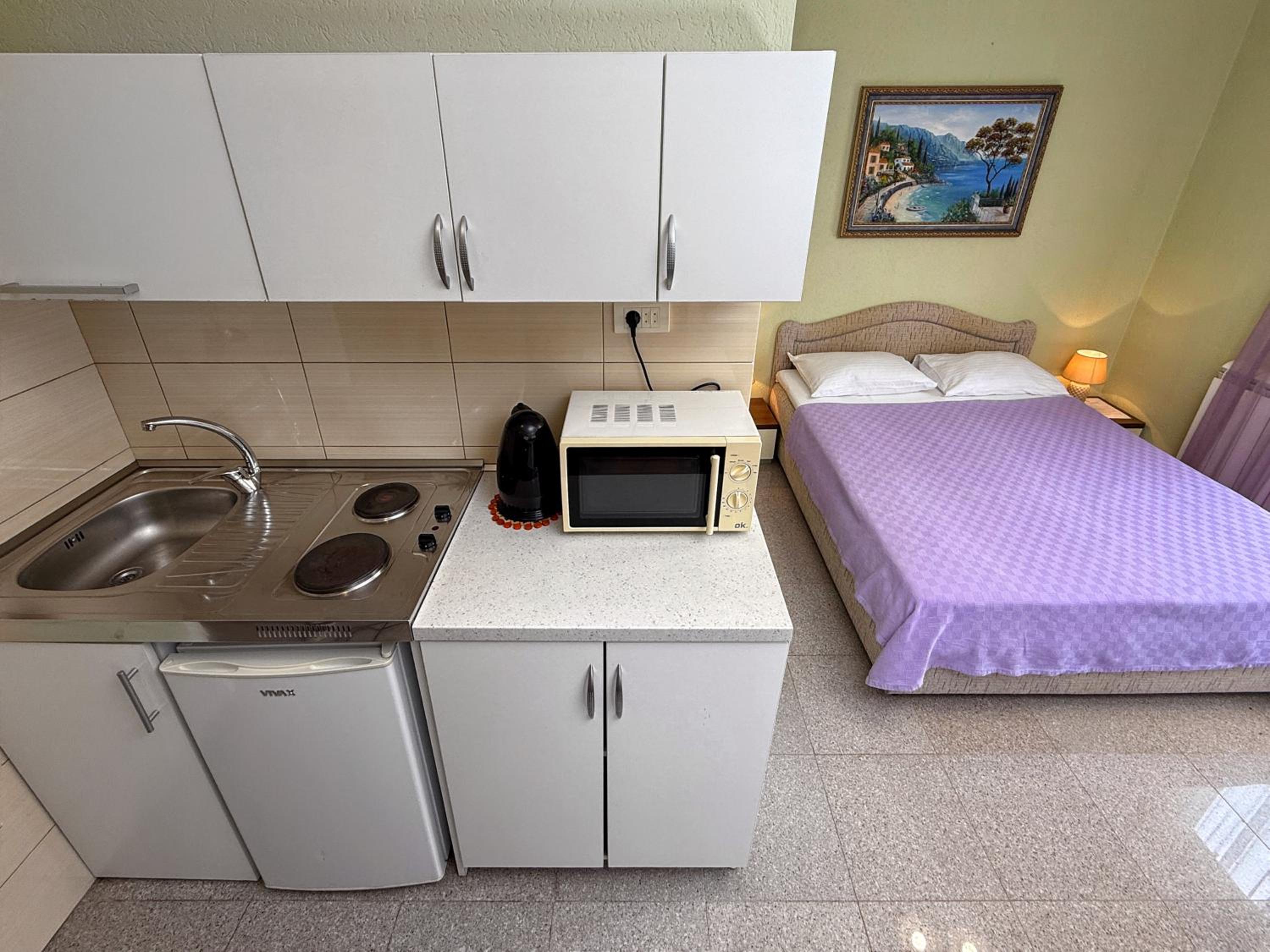 Studio Apartment photo 3