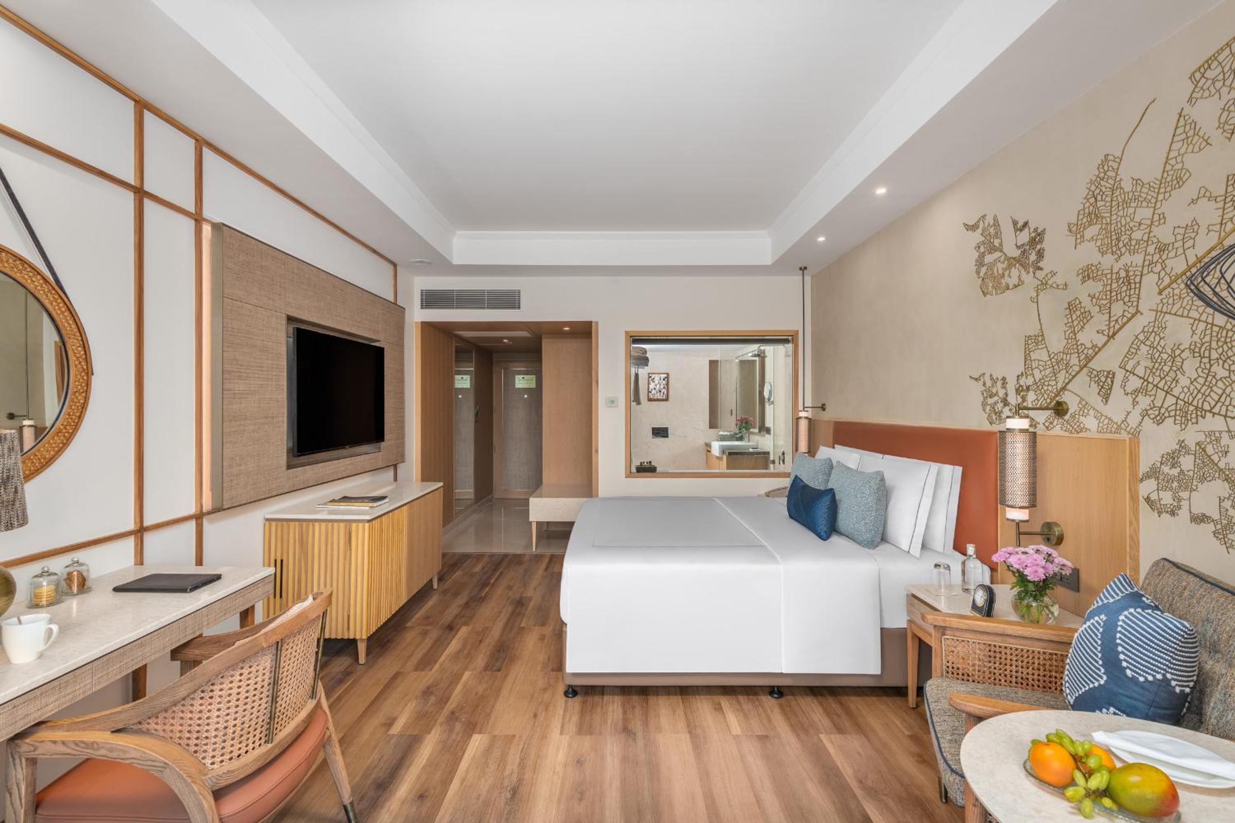 Superior King Room - Photo 1