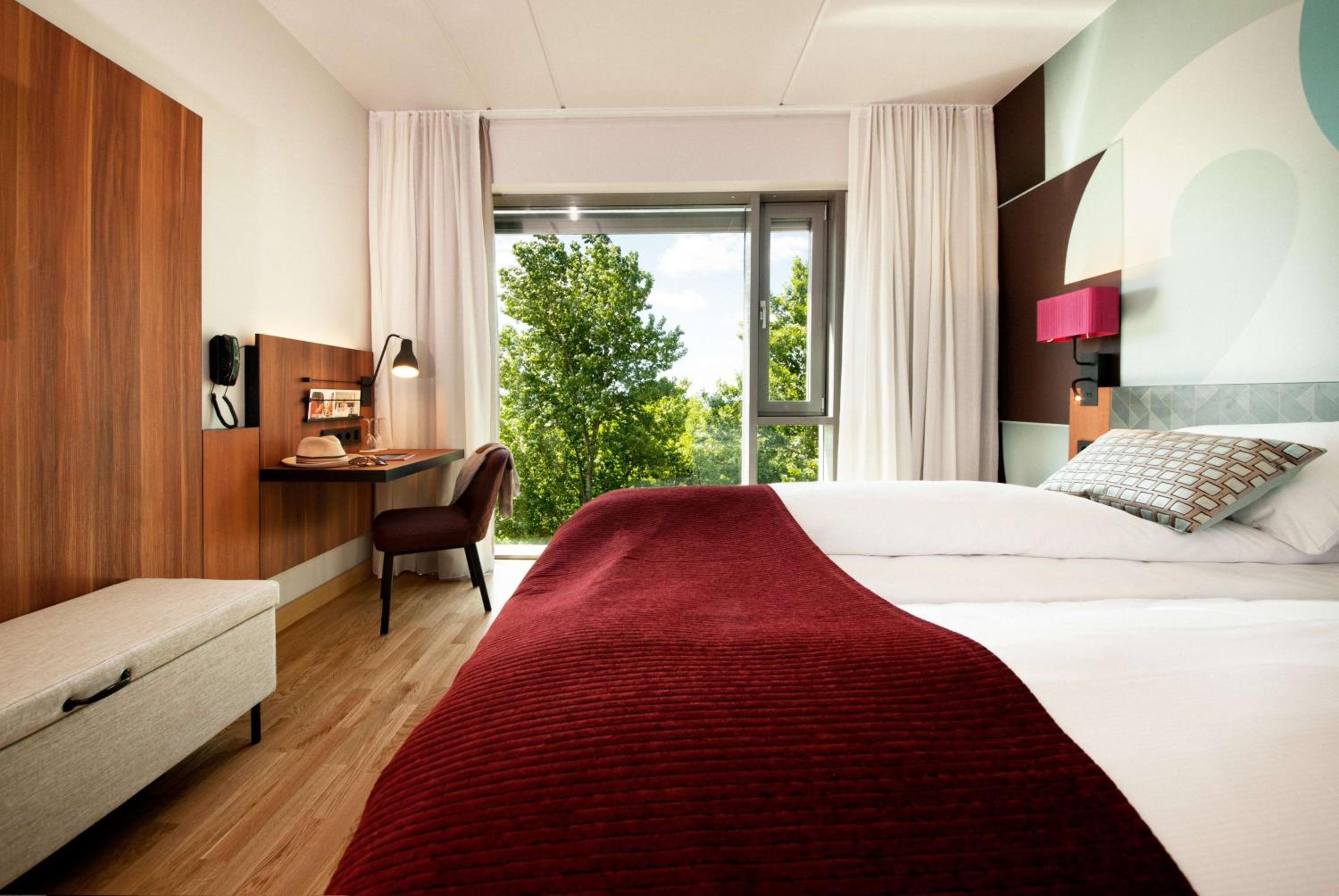 Standard Double or Twin Room - Photo 2