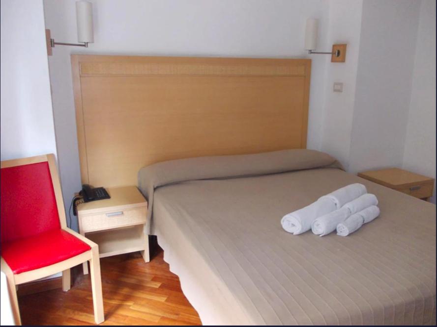 Quadruple Room - Photo 4
