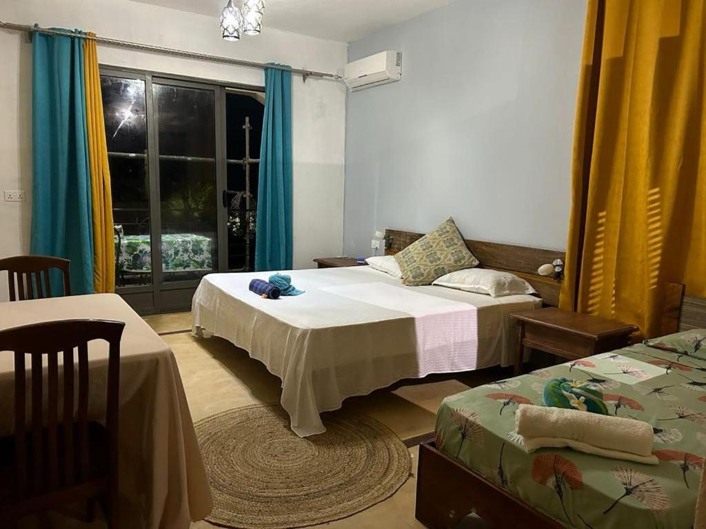 Family Room with Sea View - Photo 2