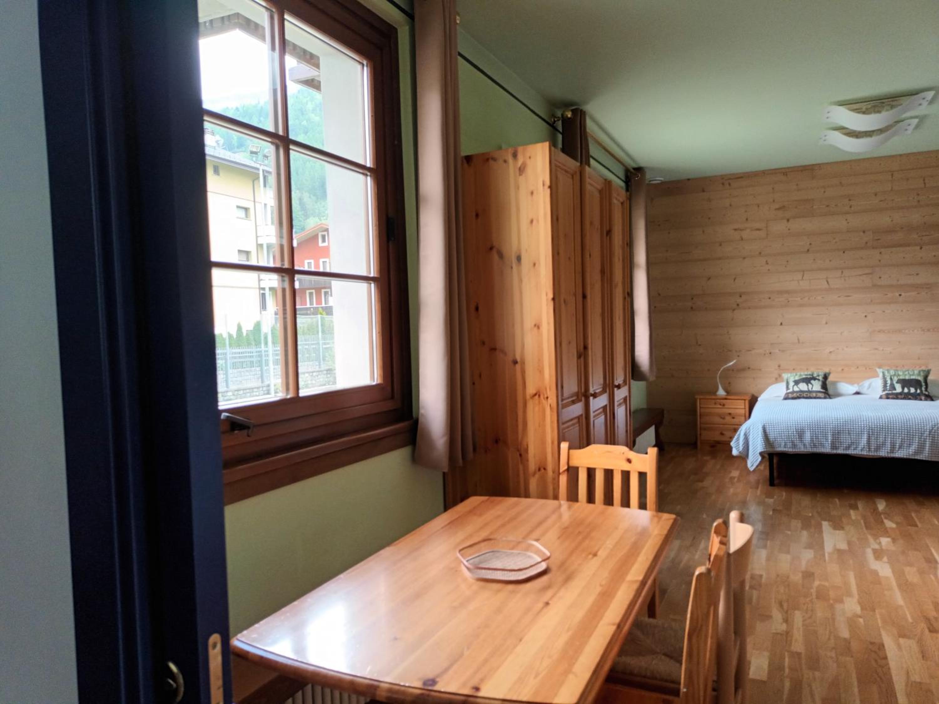 Deluxe Apartment photo 2