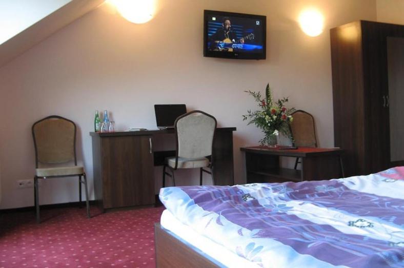 Suite (2 Adults) - Photo 5