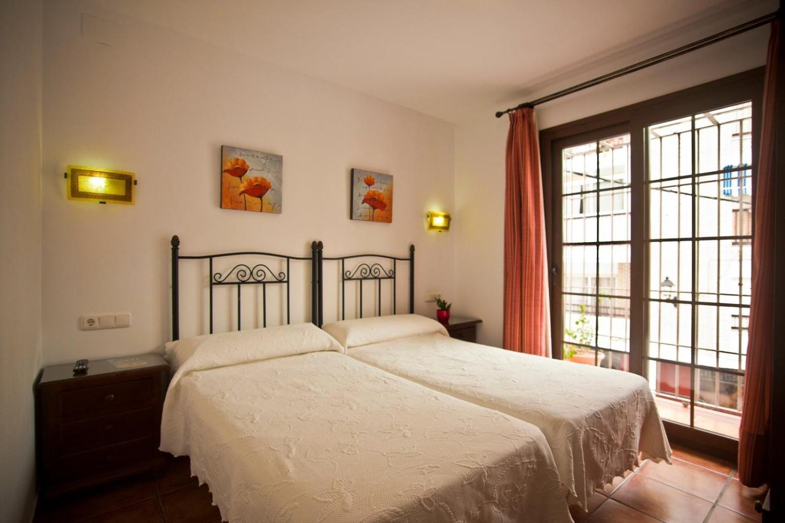 Double or Twin Room photo 2
