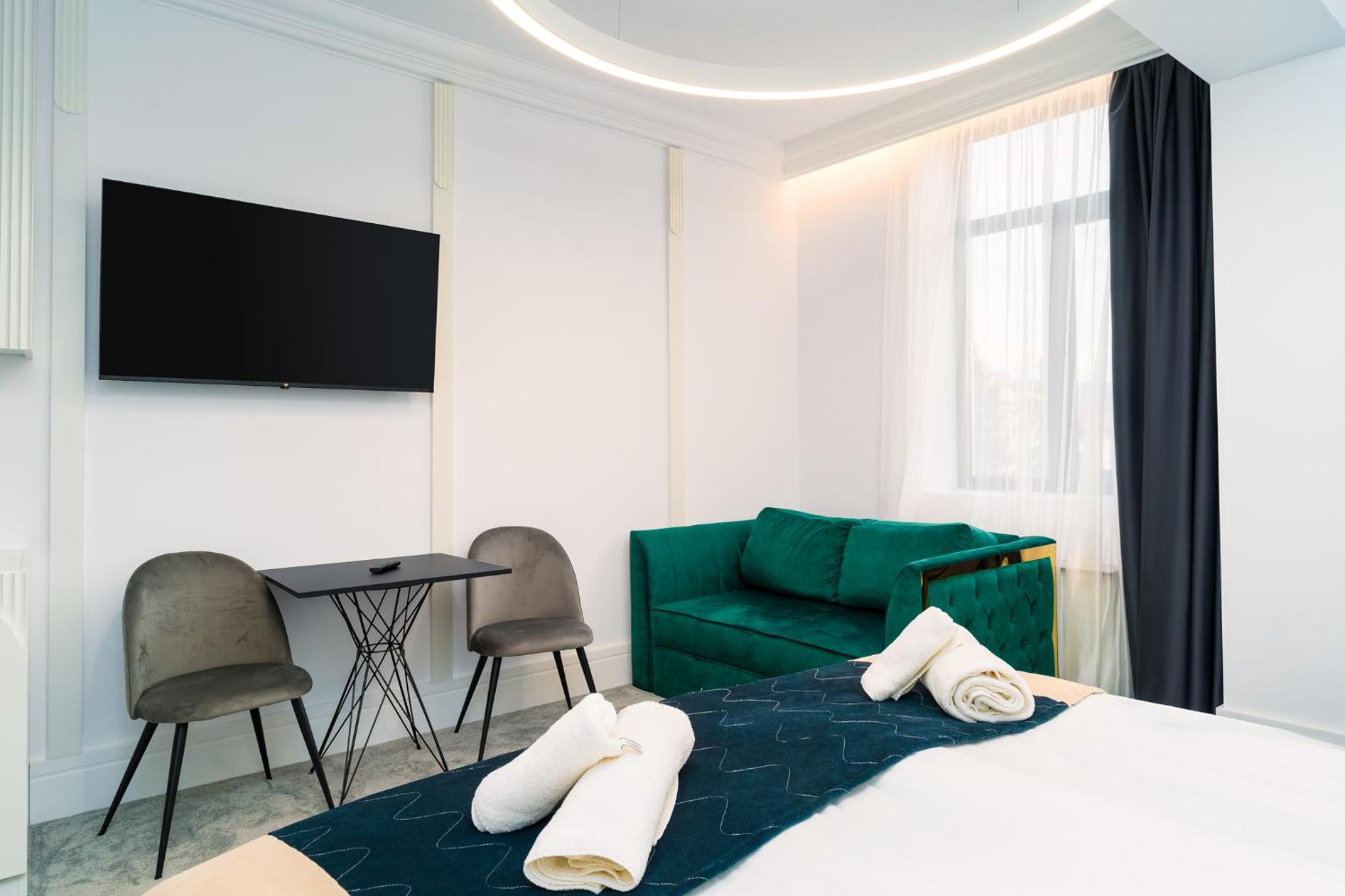 King Studio with Sofa Bed photo 1