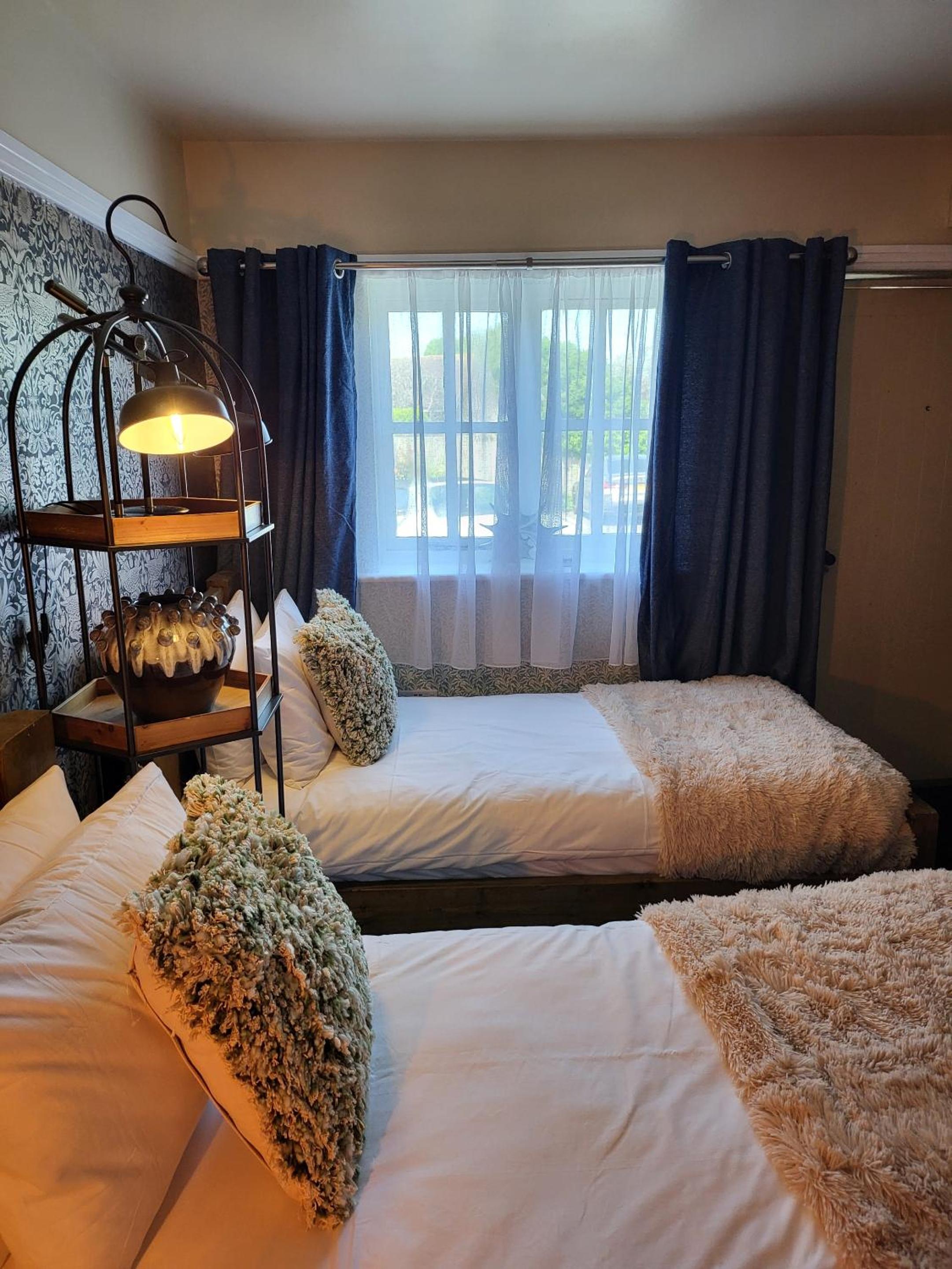 Deluxe Twin Room photo 3