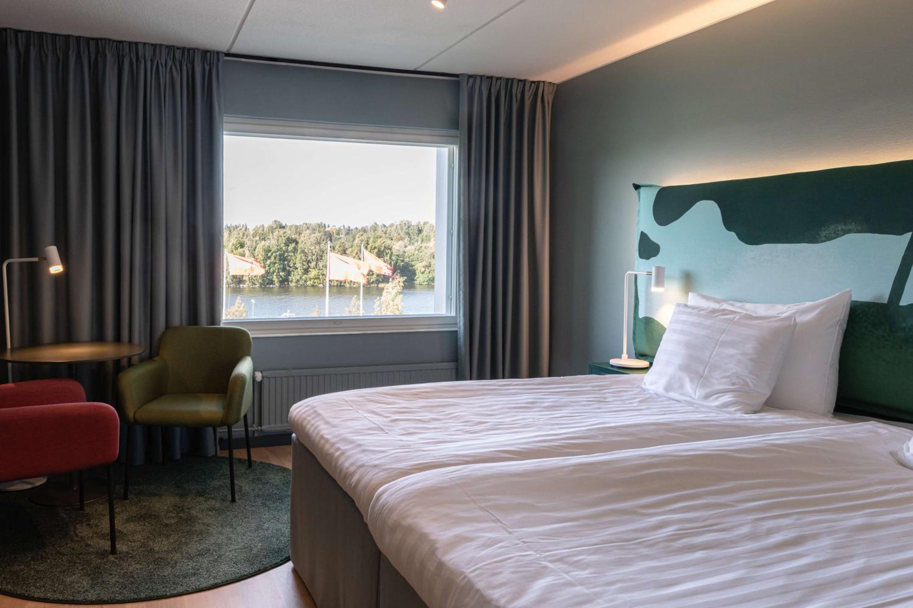 Standard King Room - Photo 1