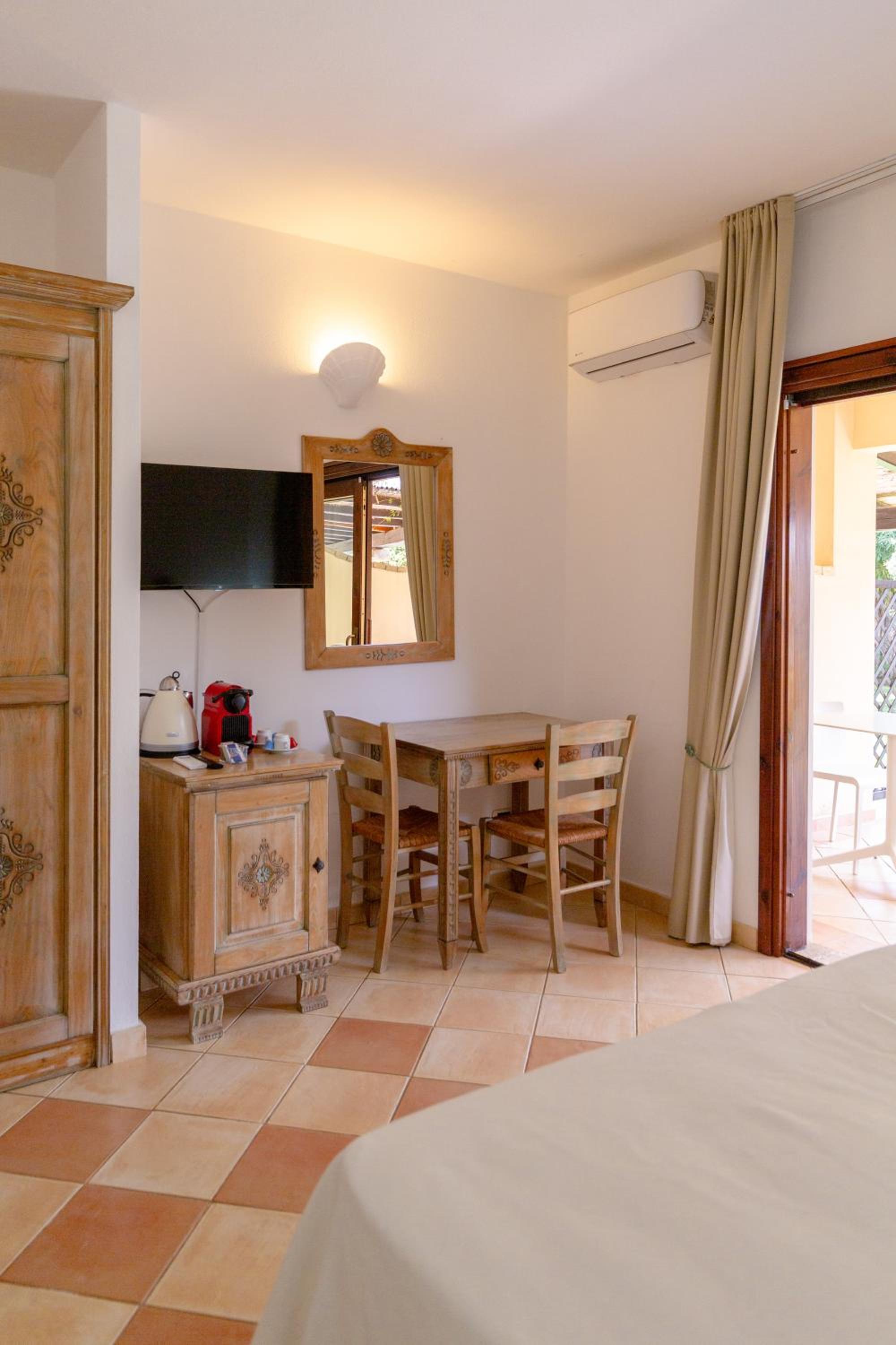 Porto Giunco Residence, Billede 2