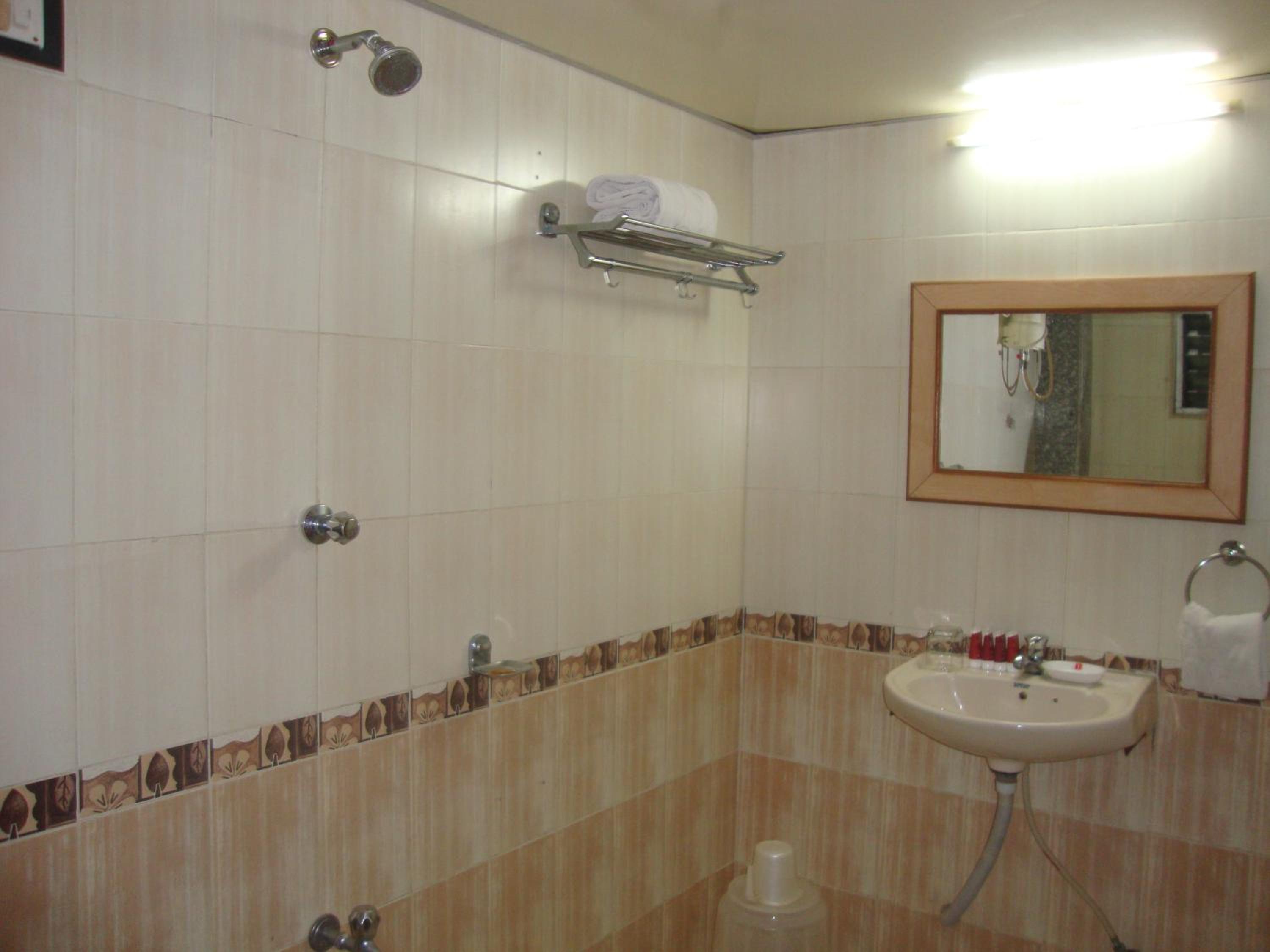 Standard Twin Room photo 3
