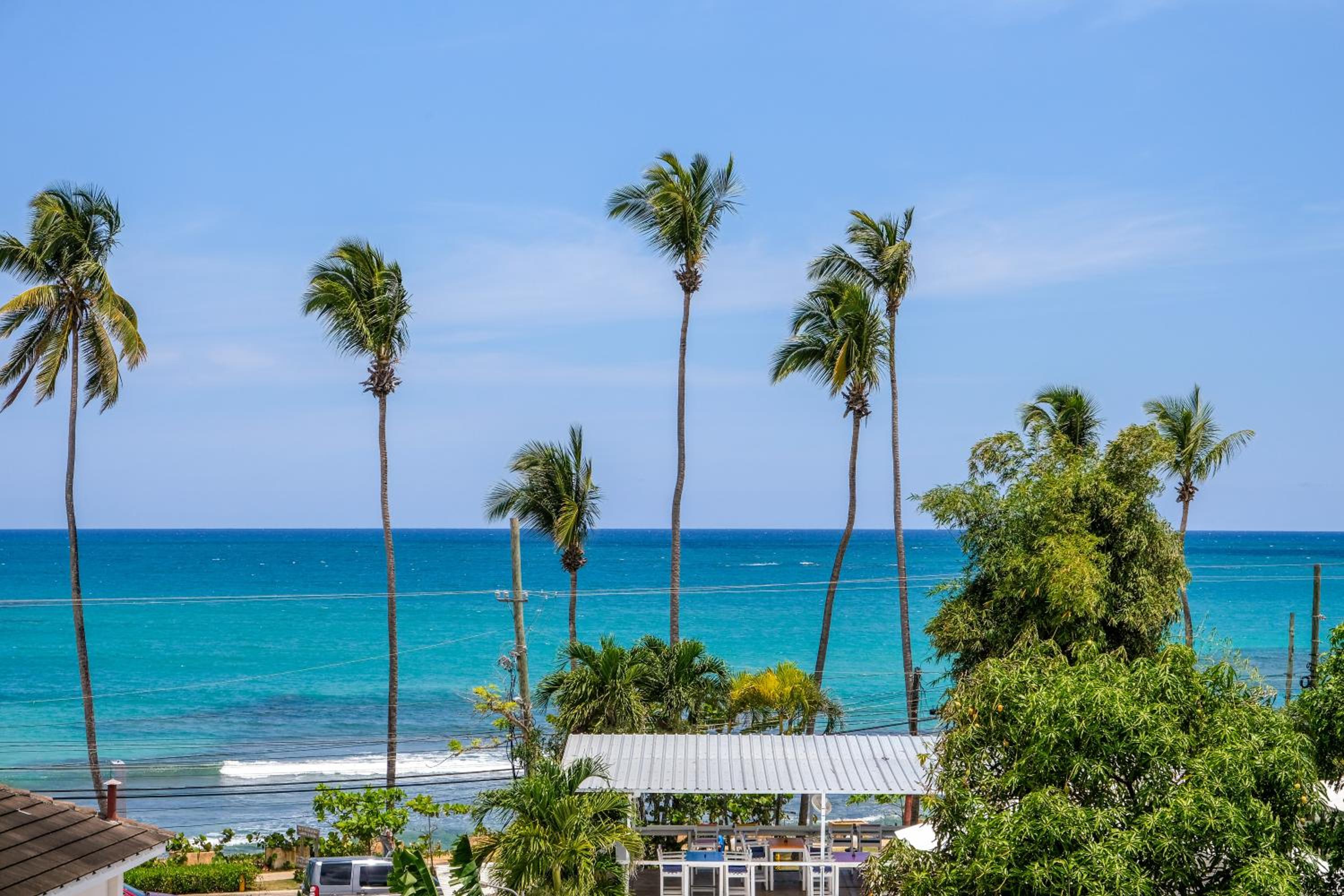 Three-Bedroom Apartment with Ocean View
