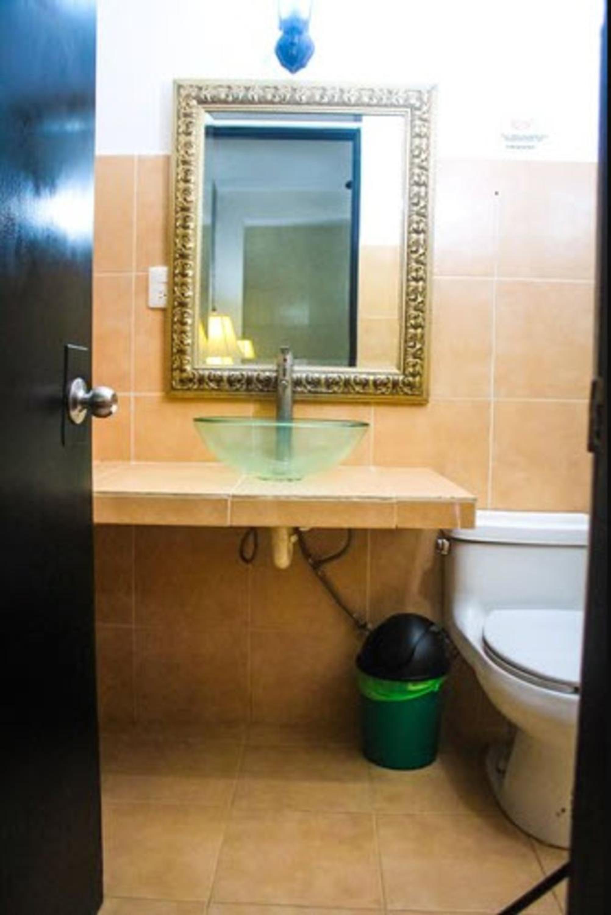 Double Room - Photo 16