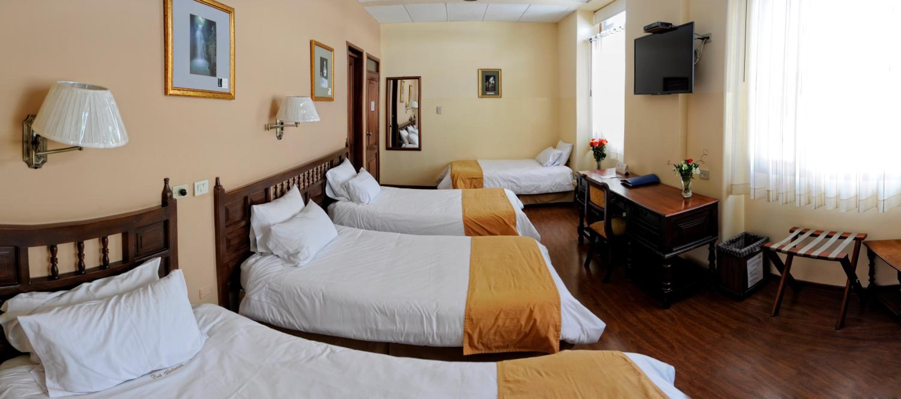 Classic Quadruple Room photo 3